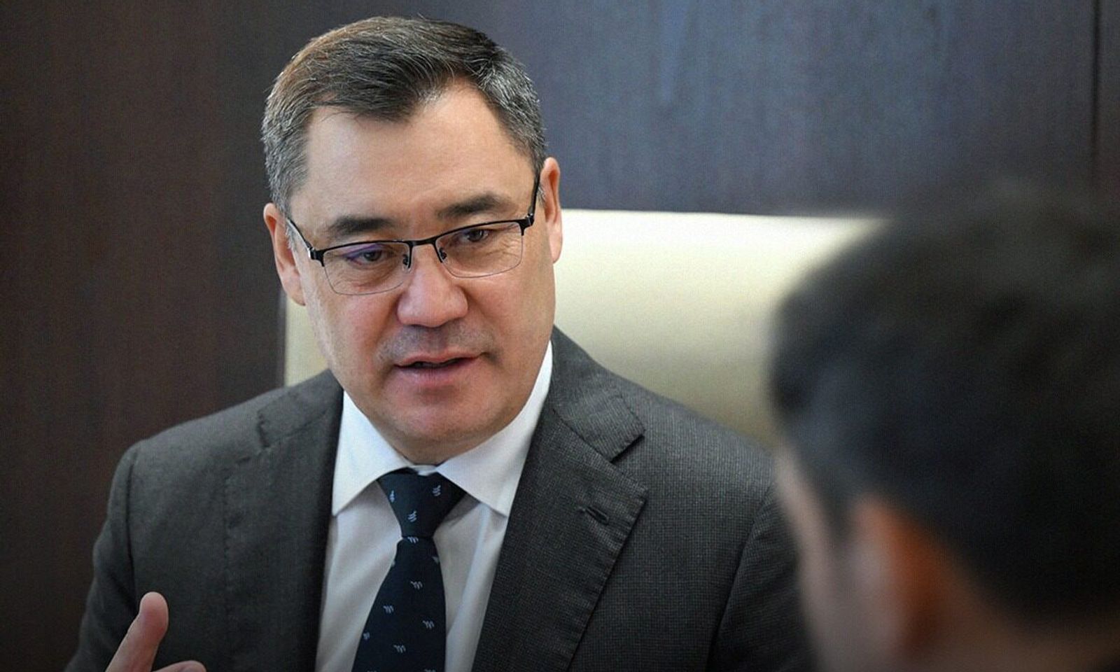 Кыргыз Республикасынын Президенти Садыр Жапаров бүгүн, 23-декабрда, Т.Сатылганов атындагы Кыргыз улуттук филармонияда Кыргызстандын энергетикасынын 90 жылдыгына арналган салтанаттуу иш-чарага катышты