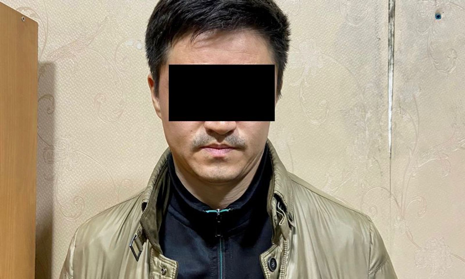 Бишкекте министрликтердин биринин кызматкери баңгизат менен кармалды