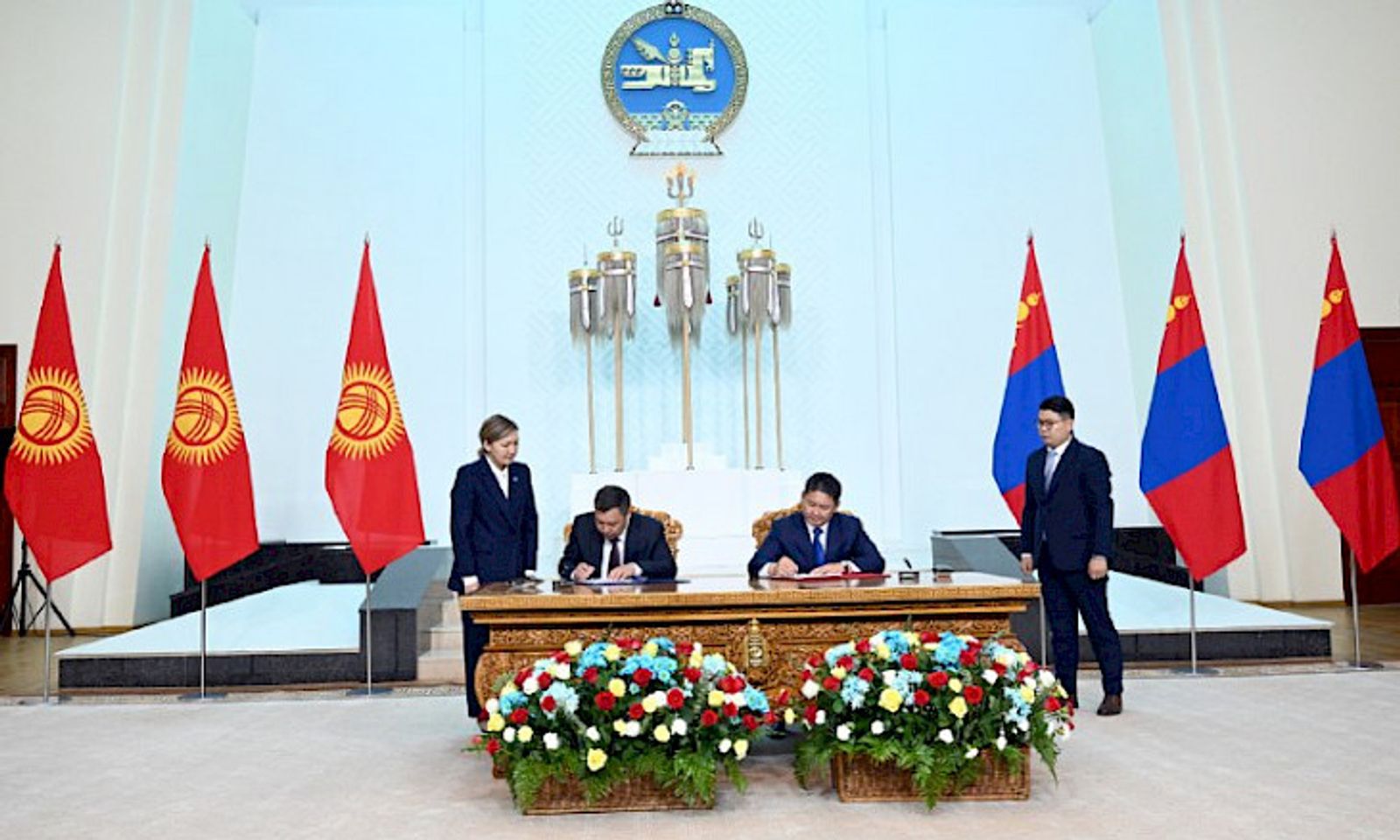 Кыргызстан менен Монголиянын достук жана кызматташтыкты тереңдетүү жөнүндө биргелешкен декларациясы