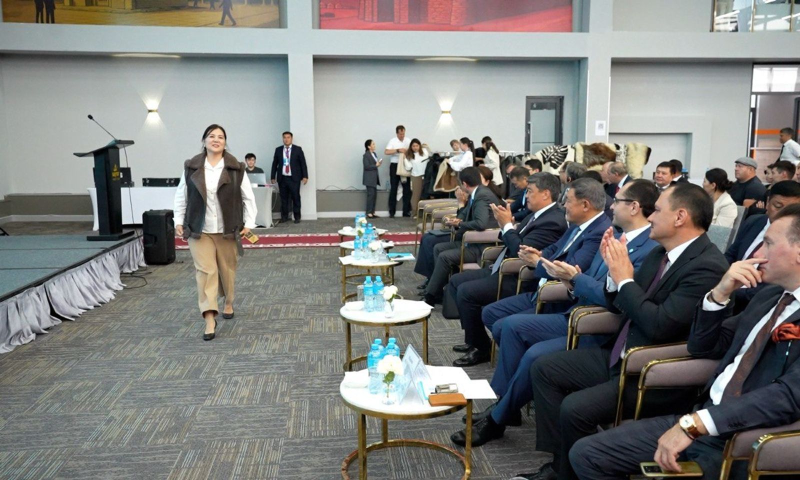 Түрк мамлекеттер уюмунун бизнес-агрофорумунда табигый жүн жана териден жасалган сапаттуу, экологиялык жактан таза продукциялары катышуучулардын өзгөчө көңүлүн бурду