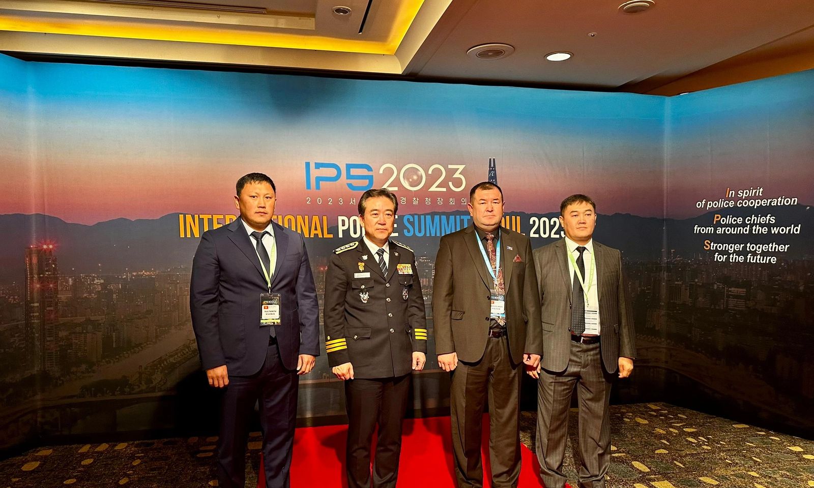Кыргыз Республикасынын Ички иштер министринин биринчи орун басары Сеулдагы эл аралык полиция саммитине катышууда
