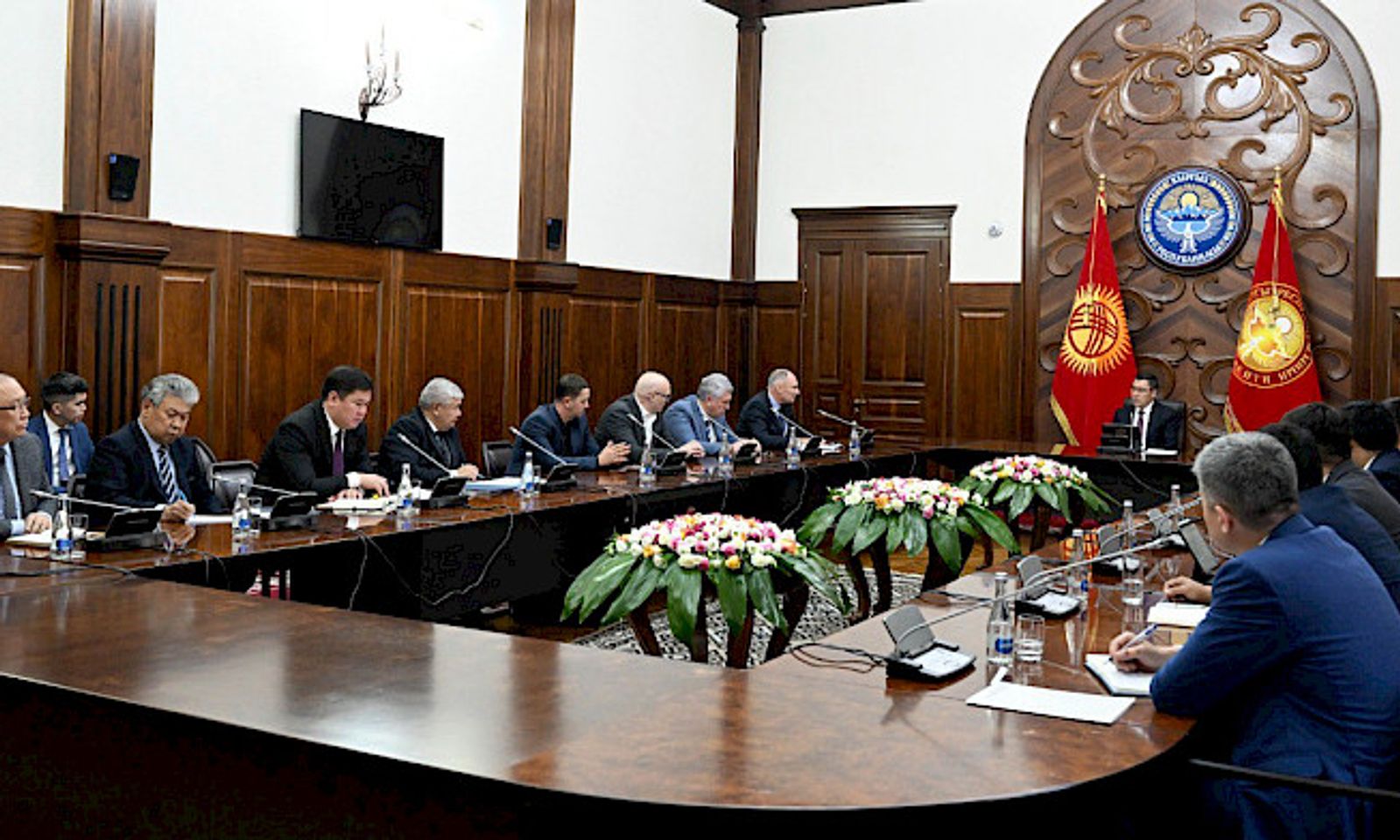 Садыр Жапаров Германиянын ири компанияларынын өкүлдөрүн кабыл алды