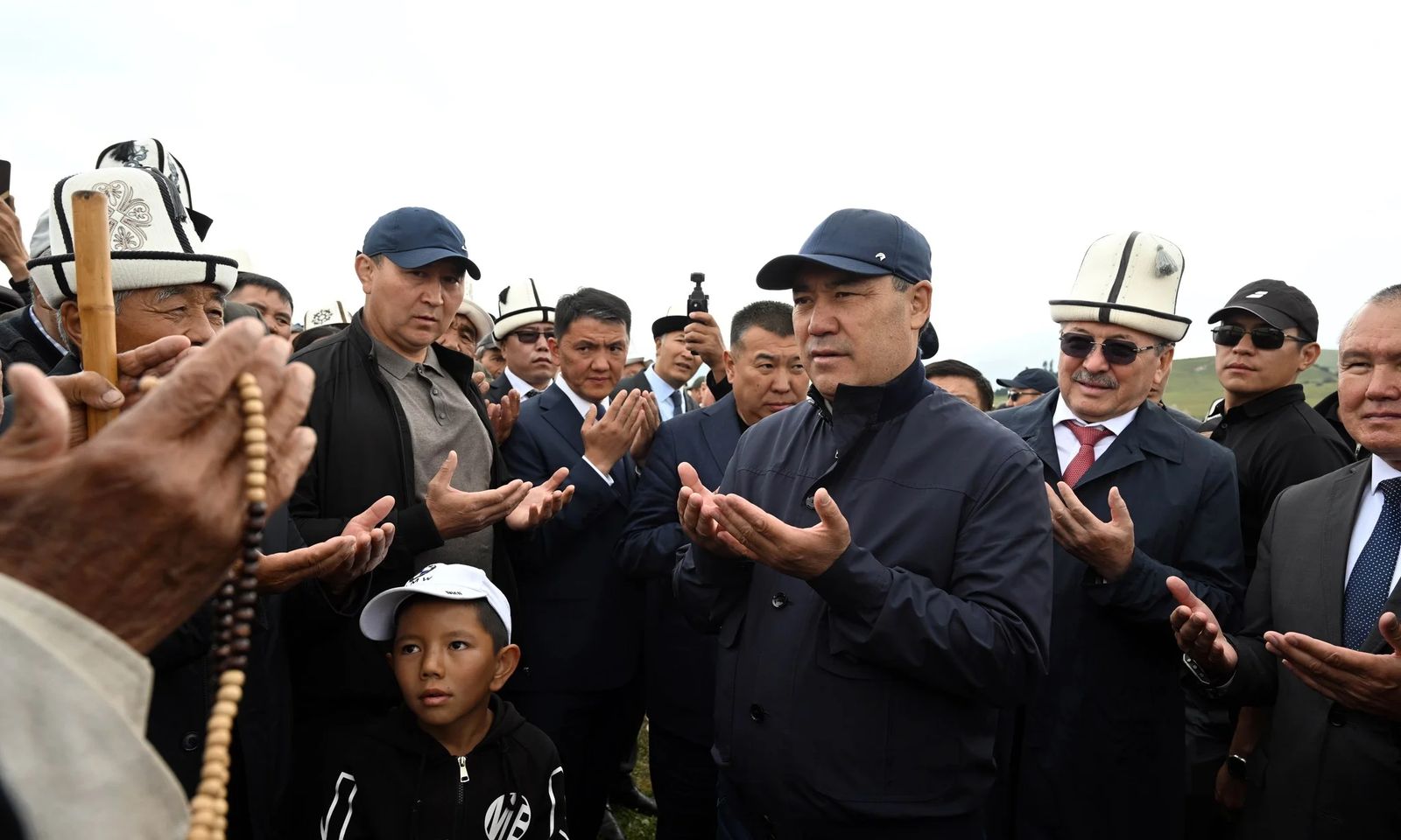 Президент С.Жапаров «Ала-Тоо Резорт» тоо-лыжа кластеринин курулушун баштап берди