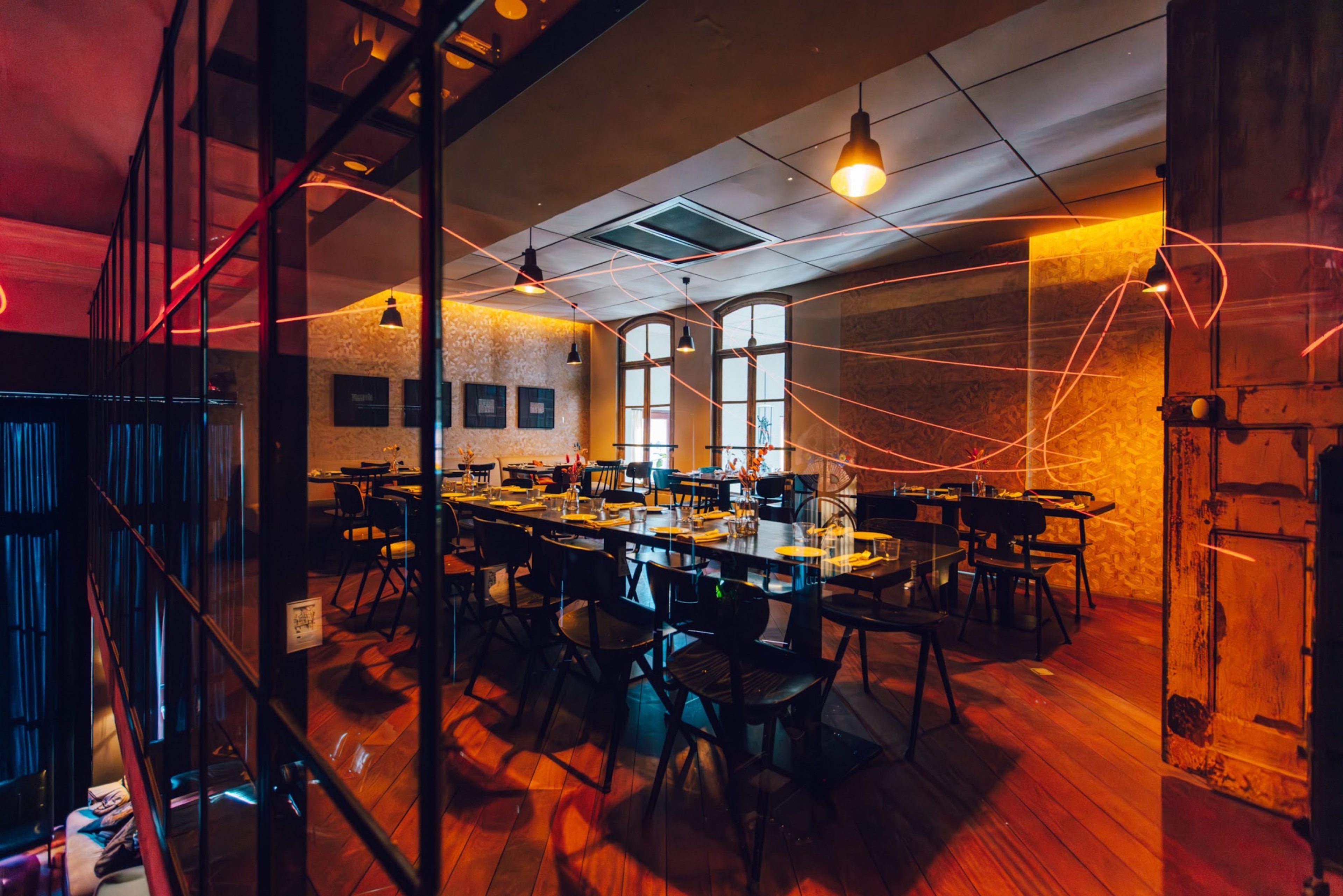 KINK Bar & Restaurant – Foto