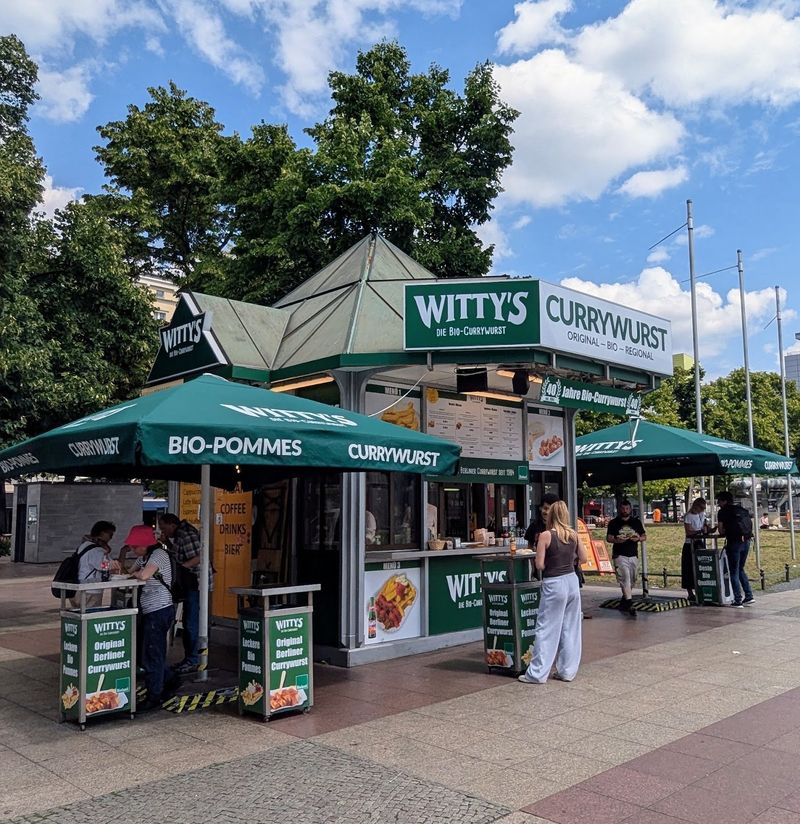 Witty's Bio-Currywurst