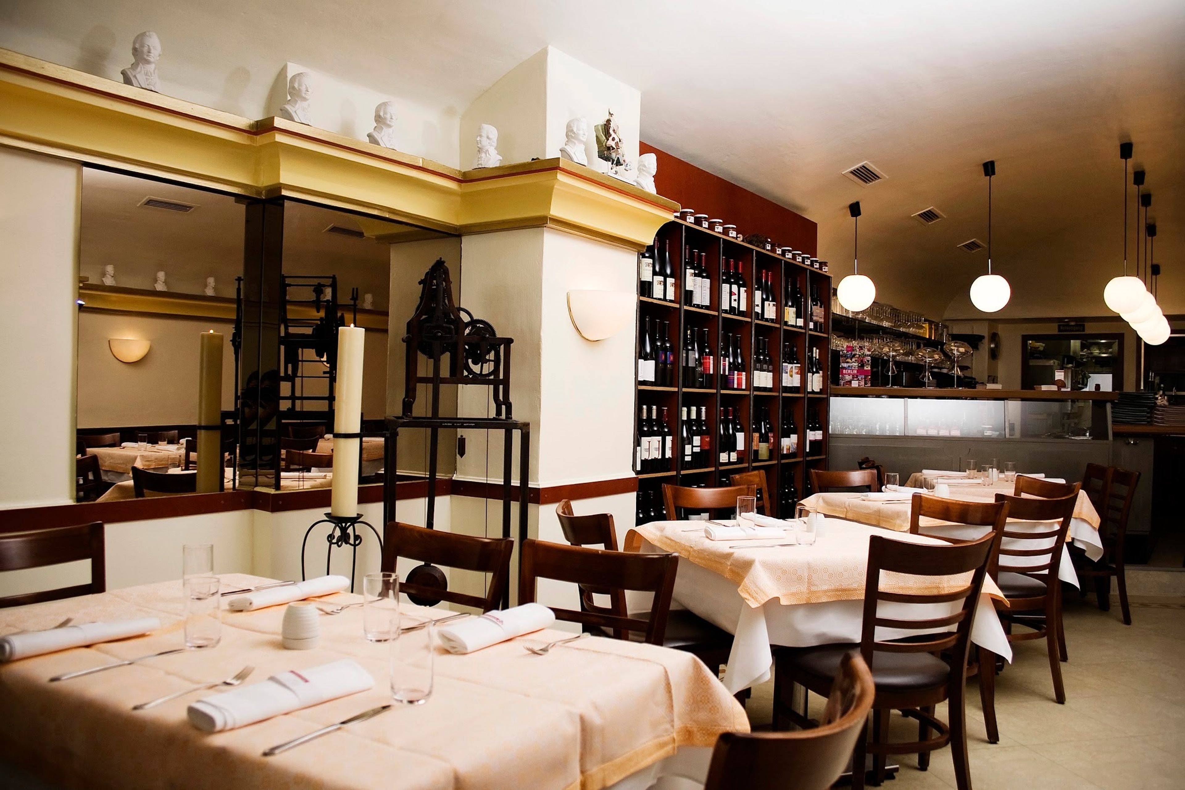 Ottenthal Restaurant & Weinhandlung – Austrian in Berlin-Charlottenburg