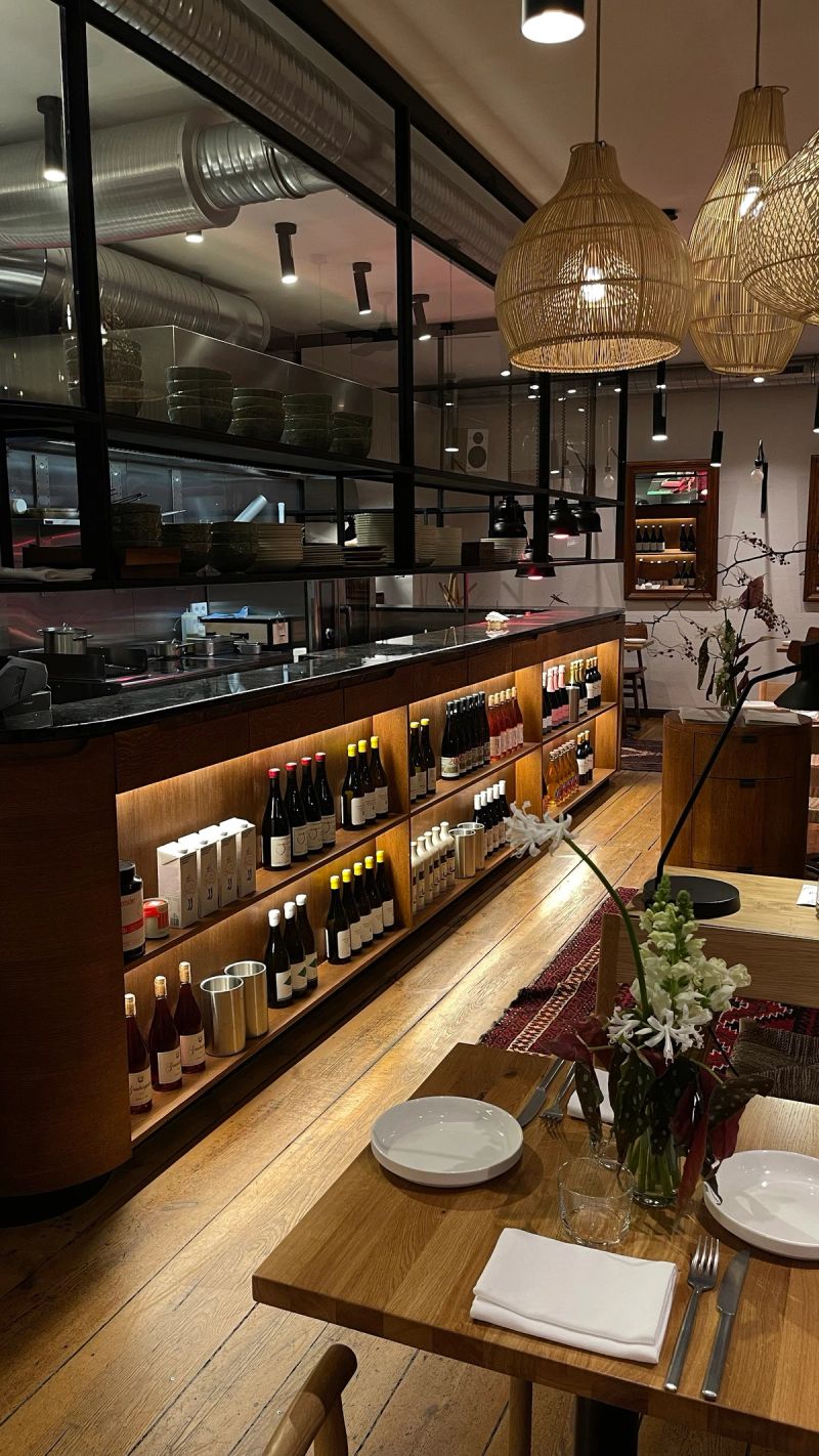 JÓMO Restaurant