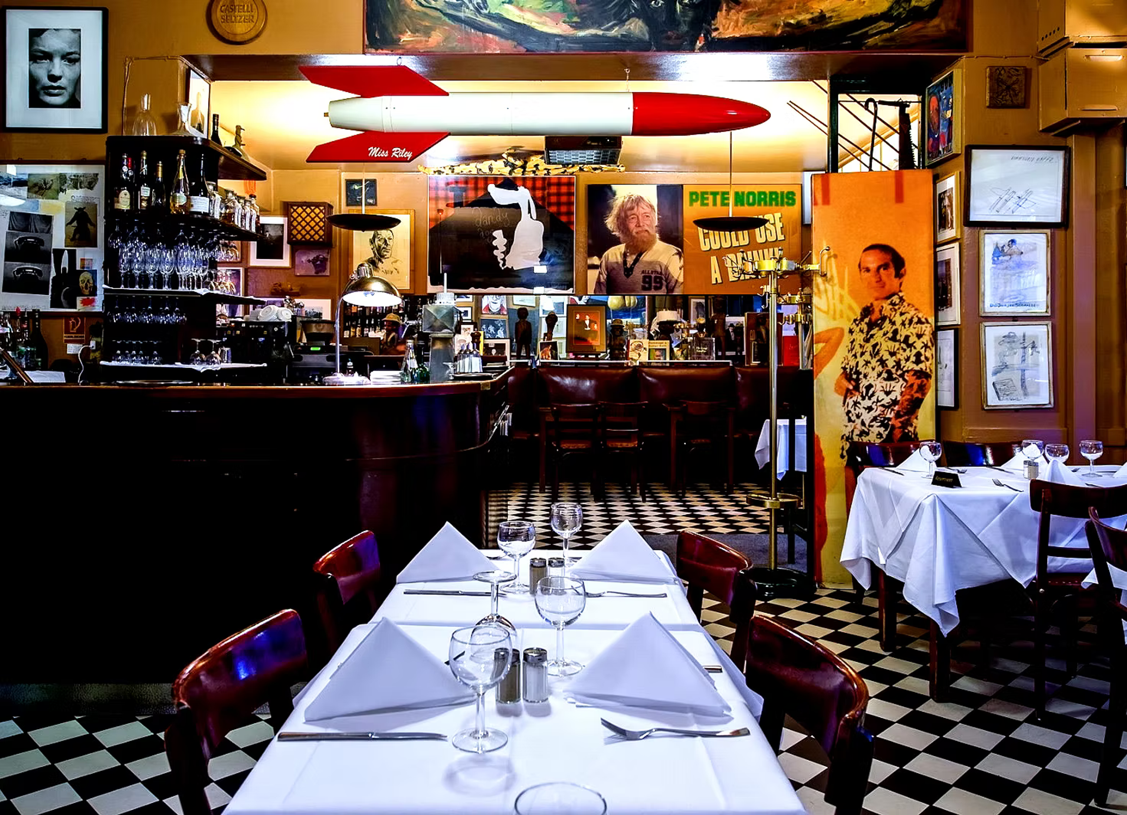 Paris Bar
