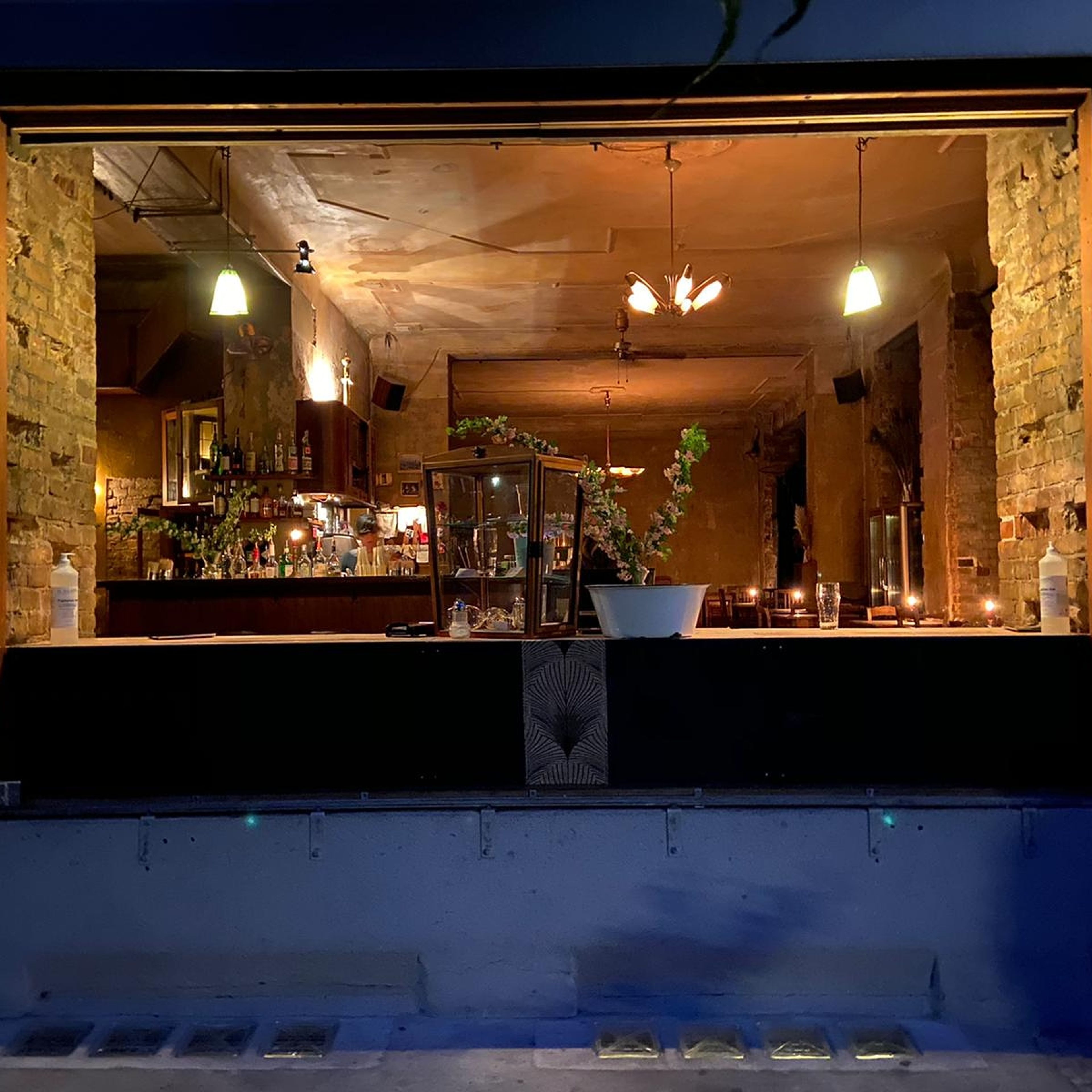 Nathanja & Heinrich Café / Bar Neukölln – Bar in Berlin-Neukölln