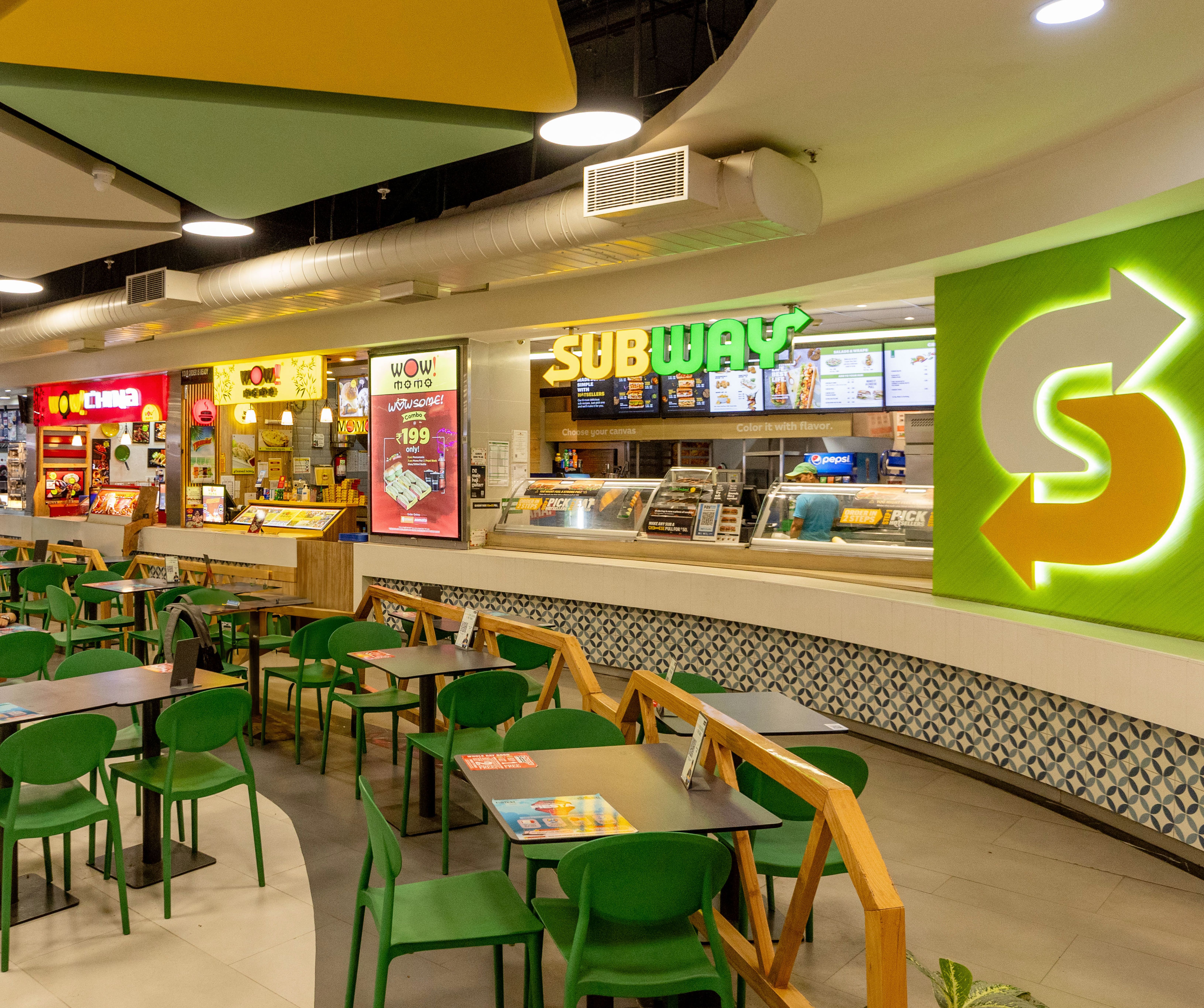 Food Court