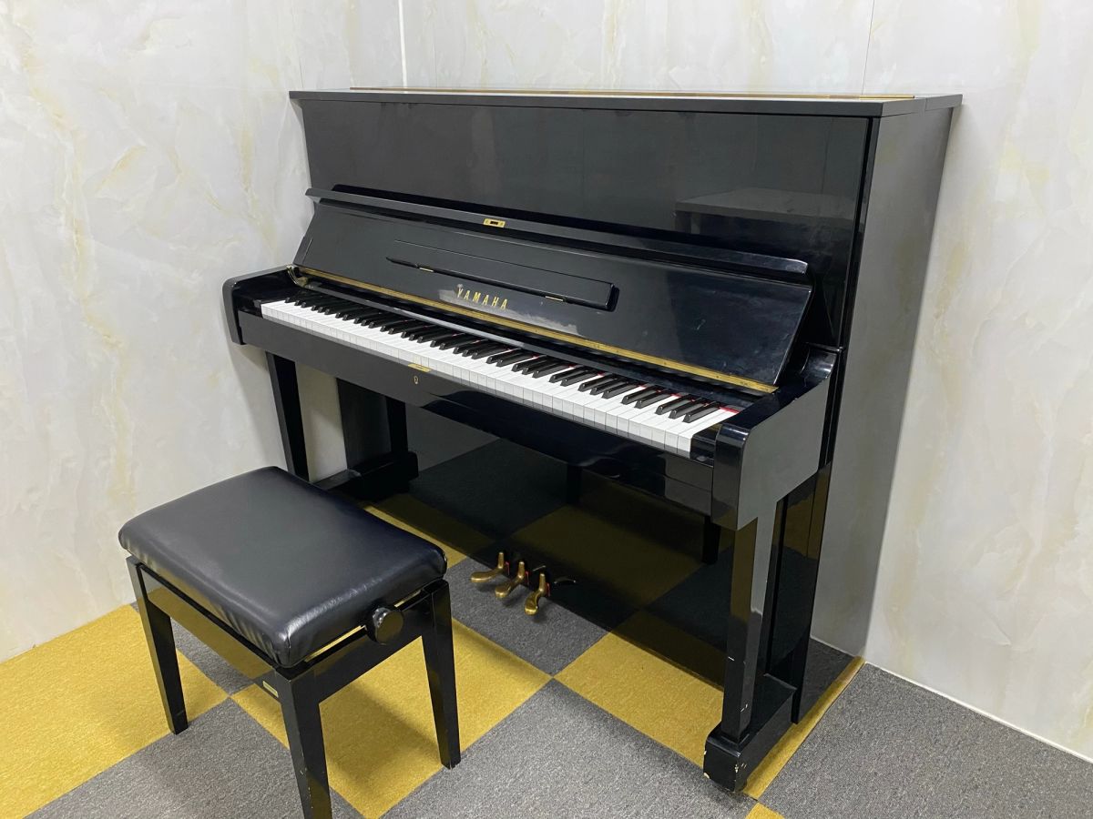 Lai Chi Kok Upright Y3