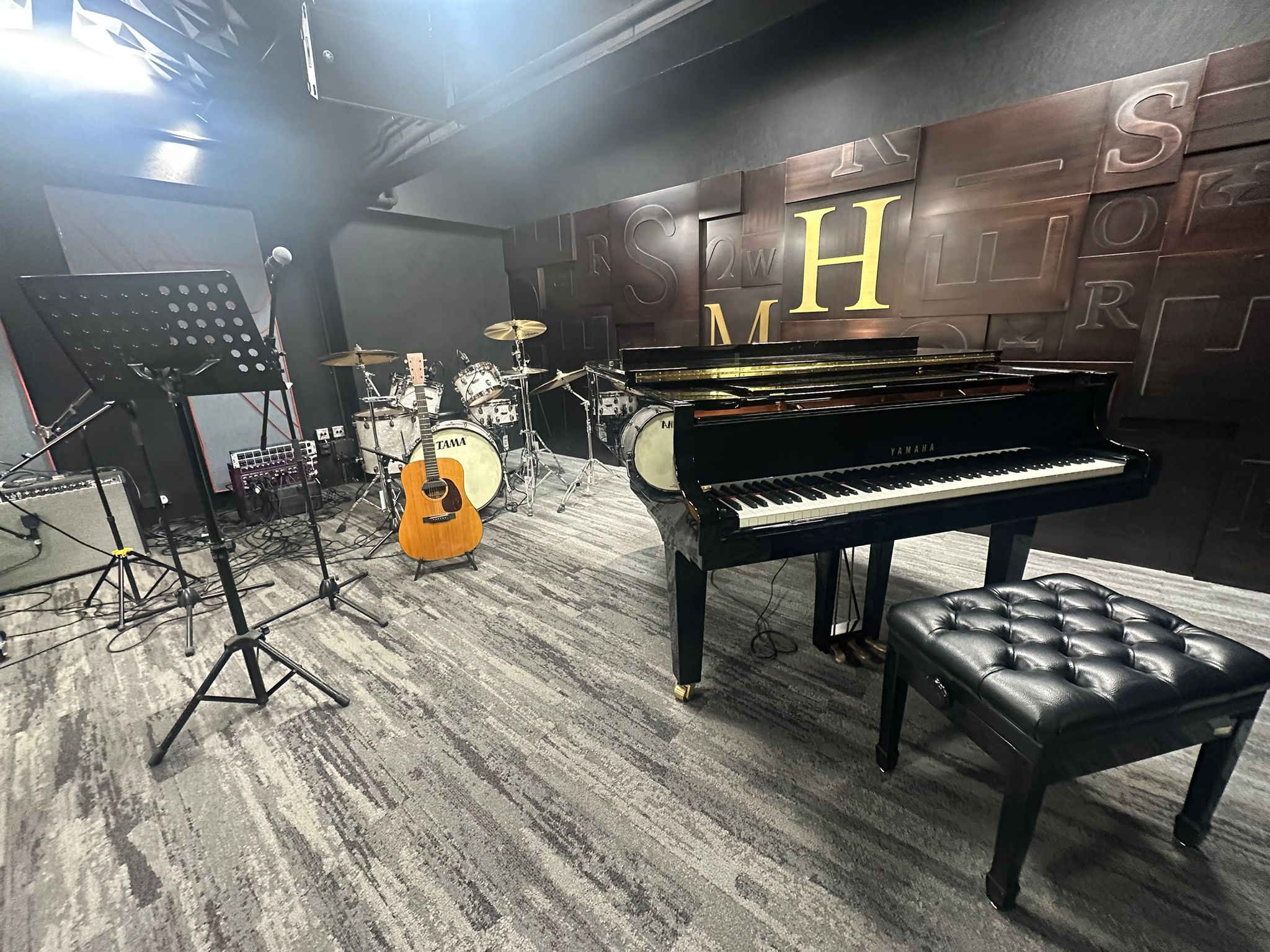 觀塘三角琴/Band房B