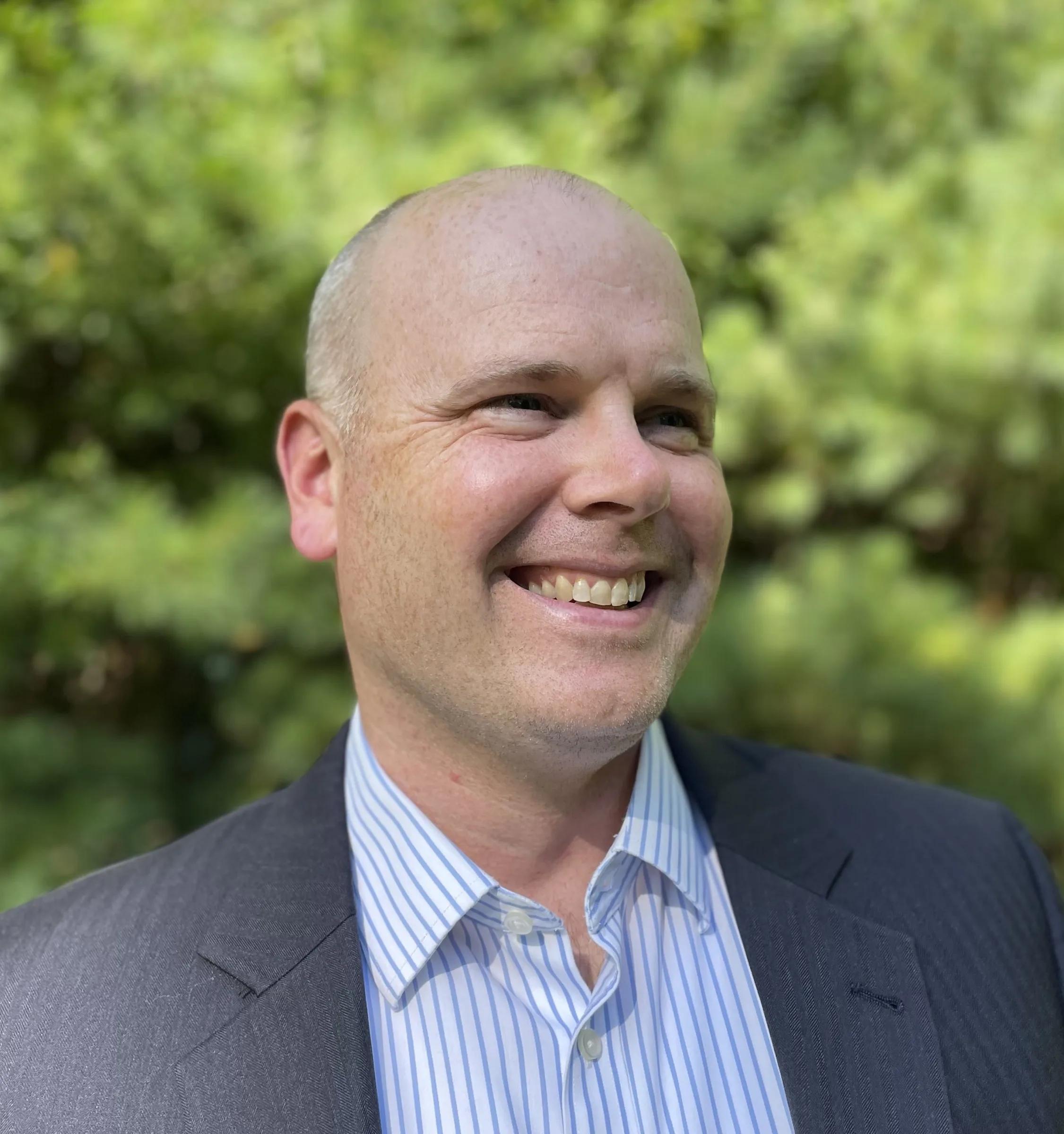 Headshot of Mike Bernhart