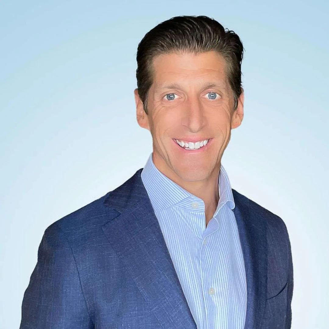 Headshot of Kris Benson