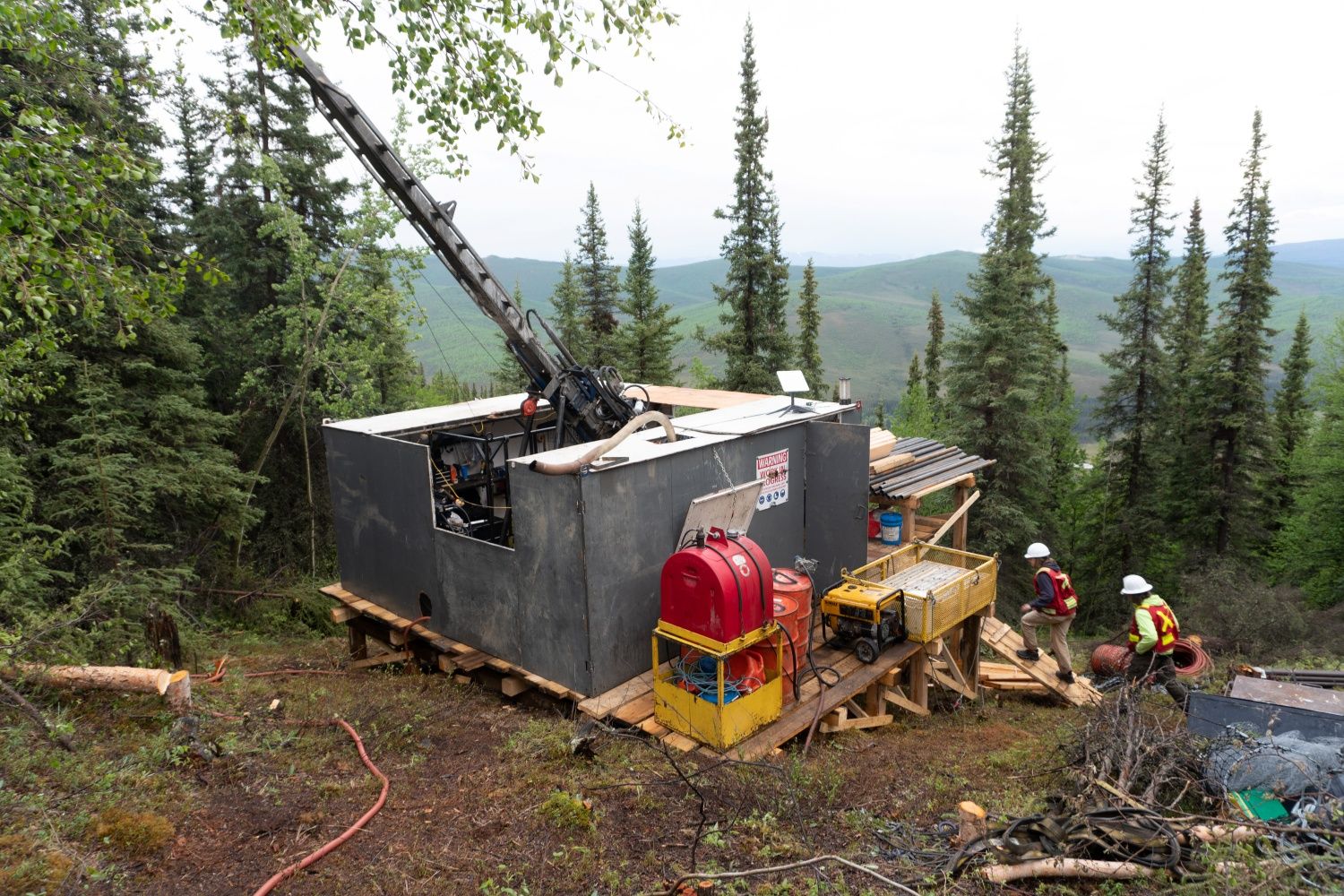 Neues Porphyrsystem identifiziert: Forge Resources meldet Explorationserfolg auf Alotta