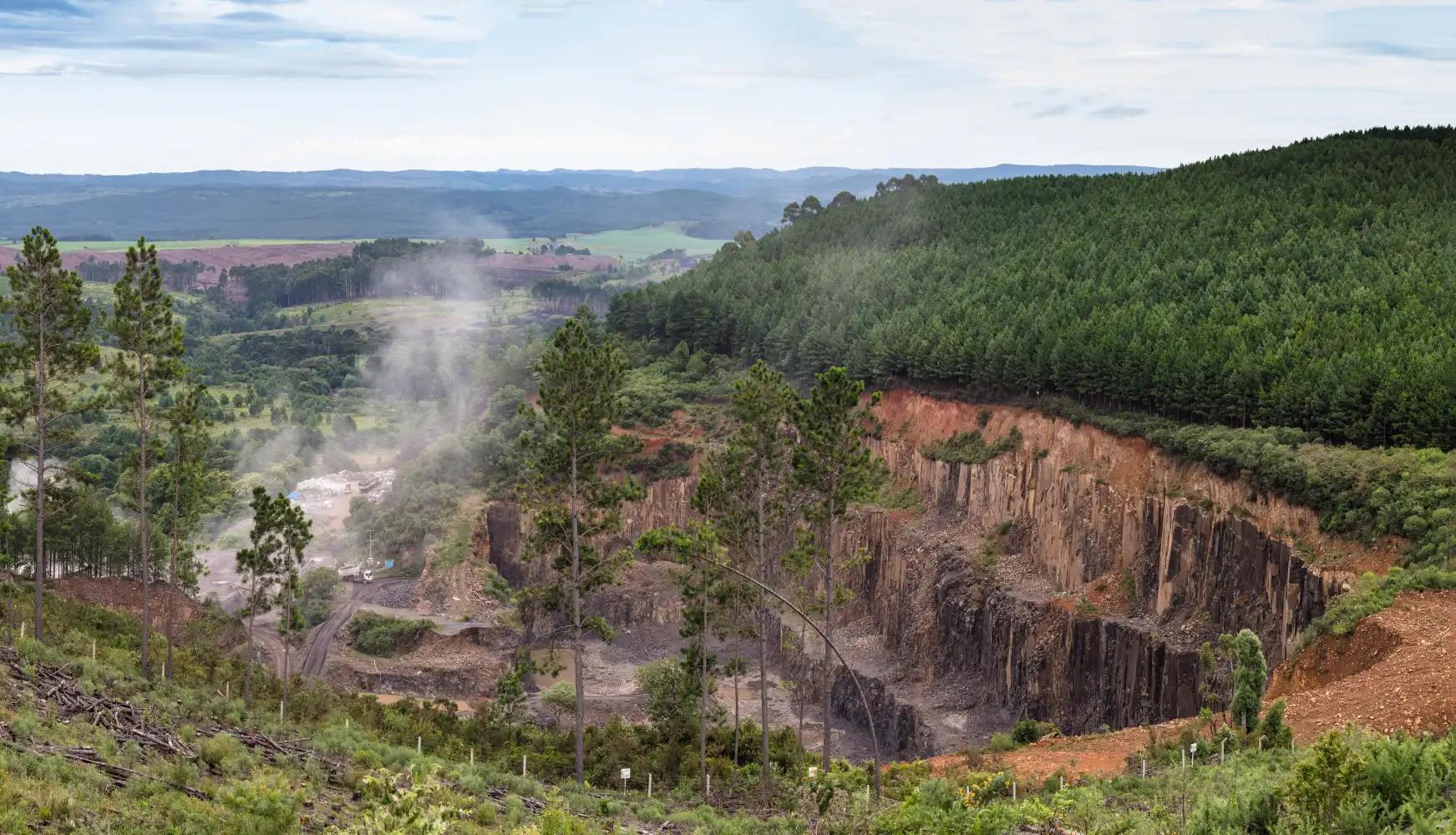 Helius Minerals treibt Serra-Pelada-Deal voran: knapp 40 Mio. US-Dollar für brasilianisches Gold- und PGM-Projekt