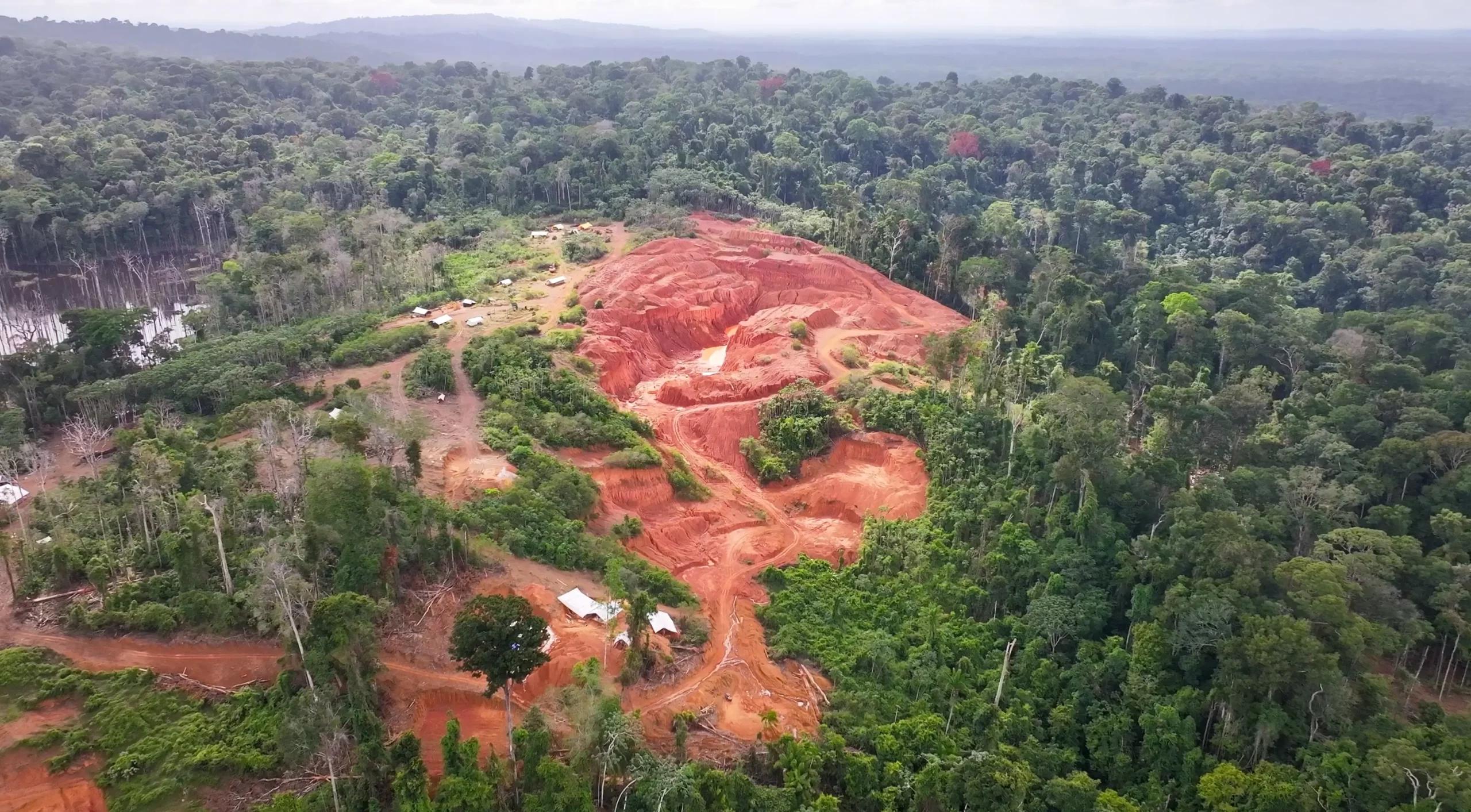 Sranan Gold zündet den Bohr-Turbo: Zweites Rig testet hochgradige Poeketi Zone