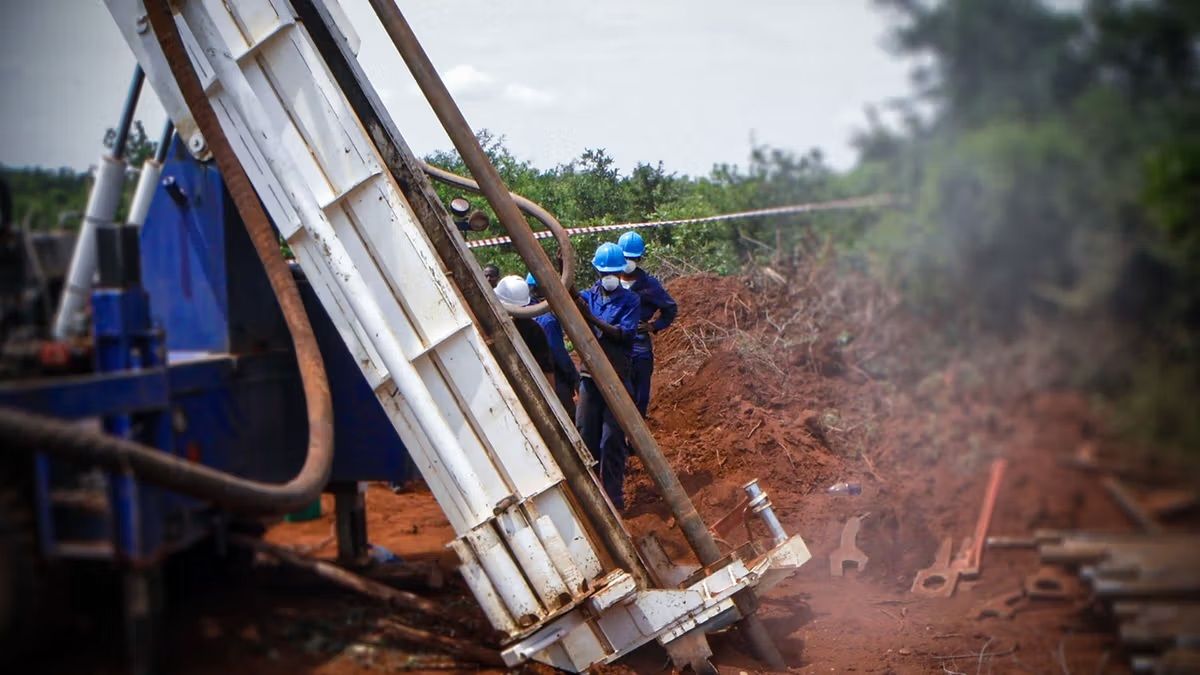 Lake Victoria Gold startet Erdarbeiten auf Imwelo: Minenbau nimmt Fahrt auf