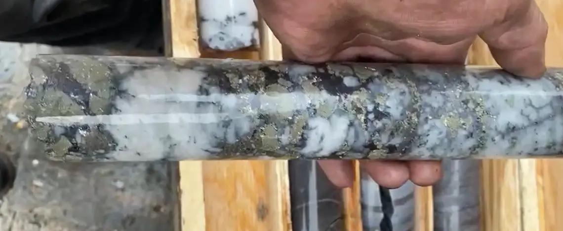 Goliath Resources: “Phänomenale” Kontinuität hochgradiger Goldmineralisierung