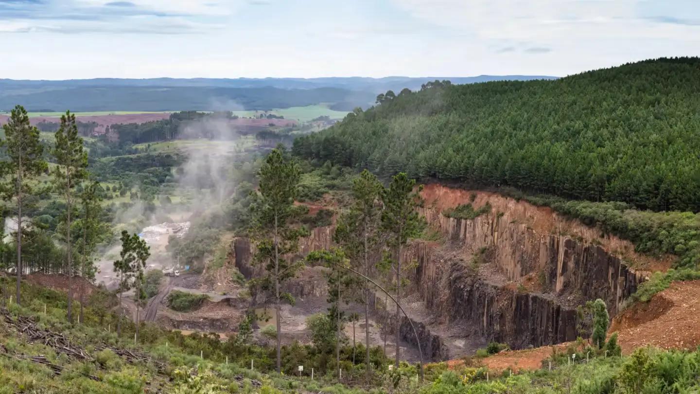Serra Pelada, Helius Minerals