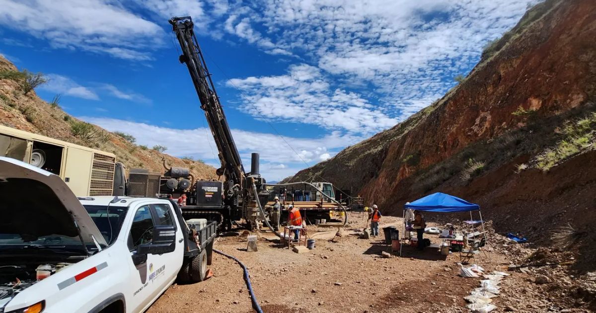 Aztec Minerals: Neue Bohrtreffer vergrößern Gold-Silber-System ...