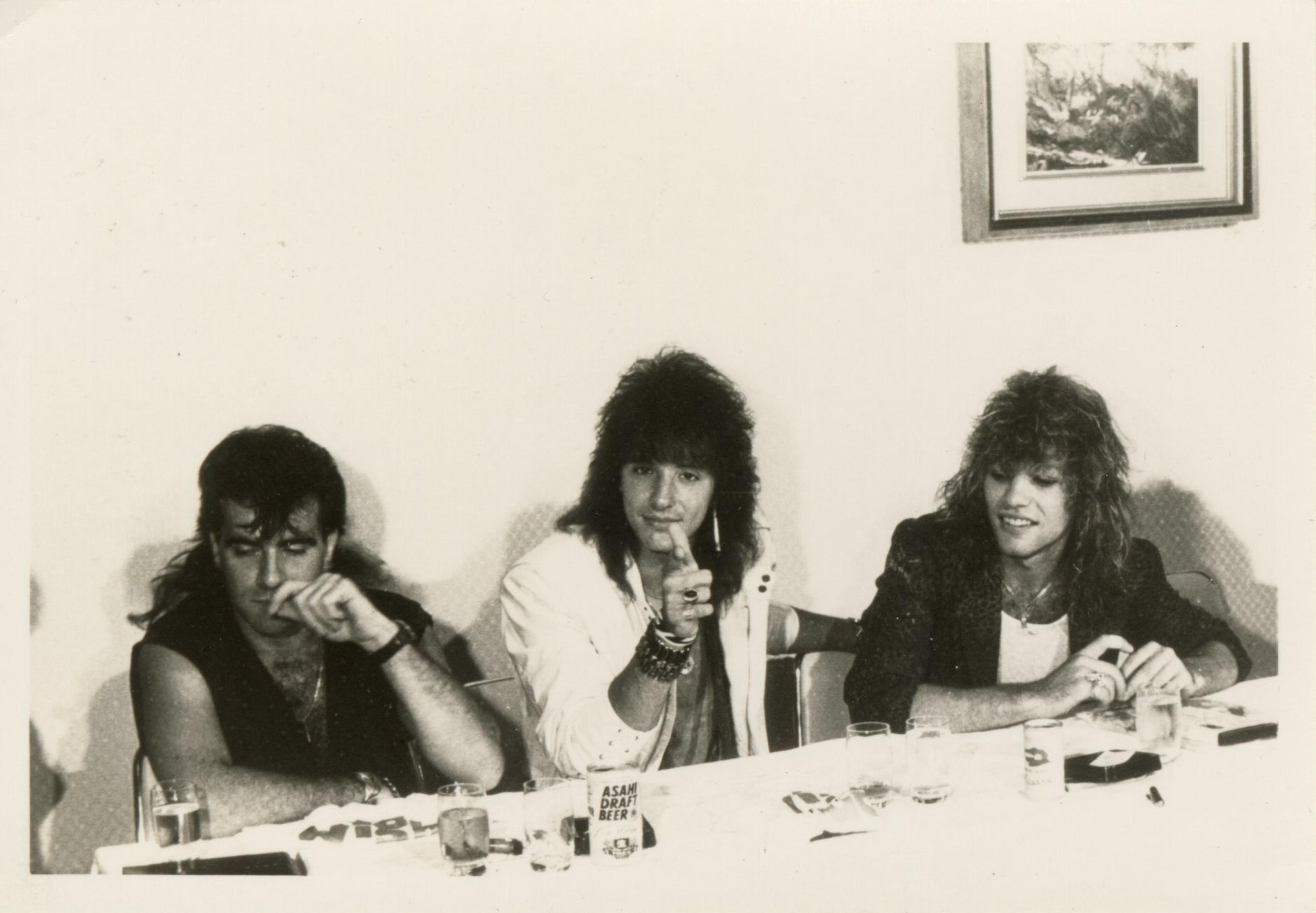 Scattered artefact image