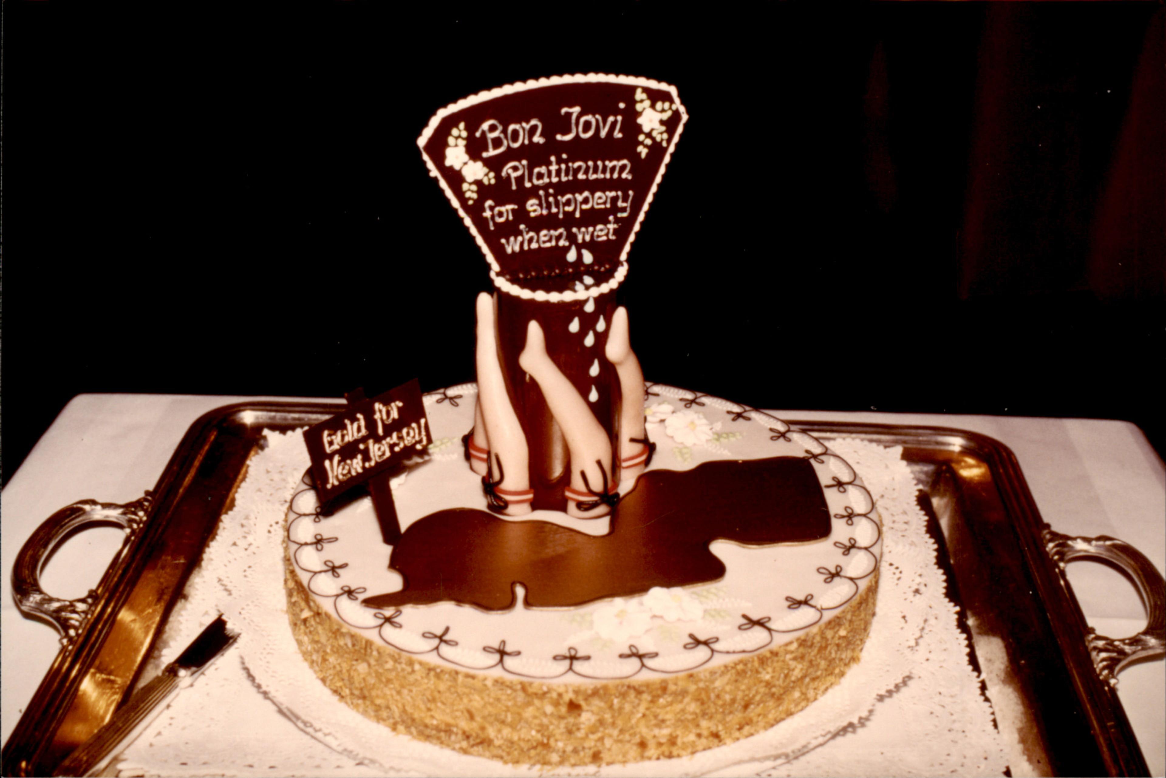 Scattered artefact image