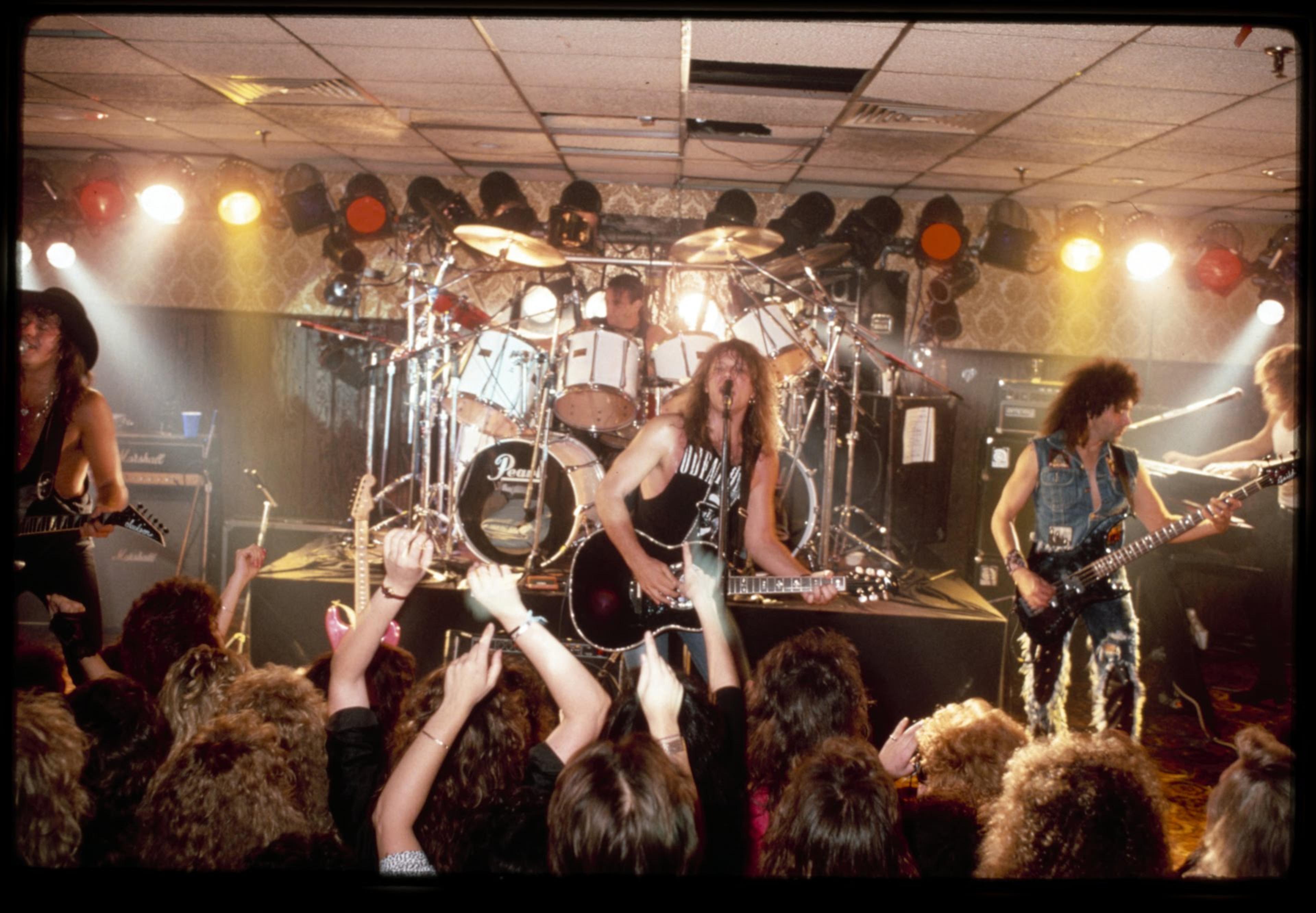 Scattered artefact image