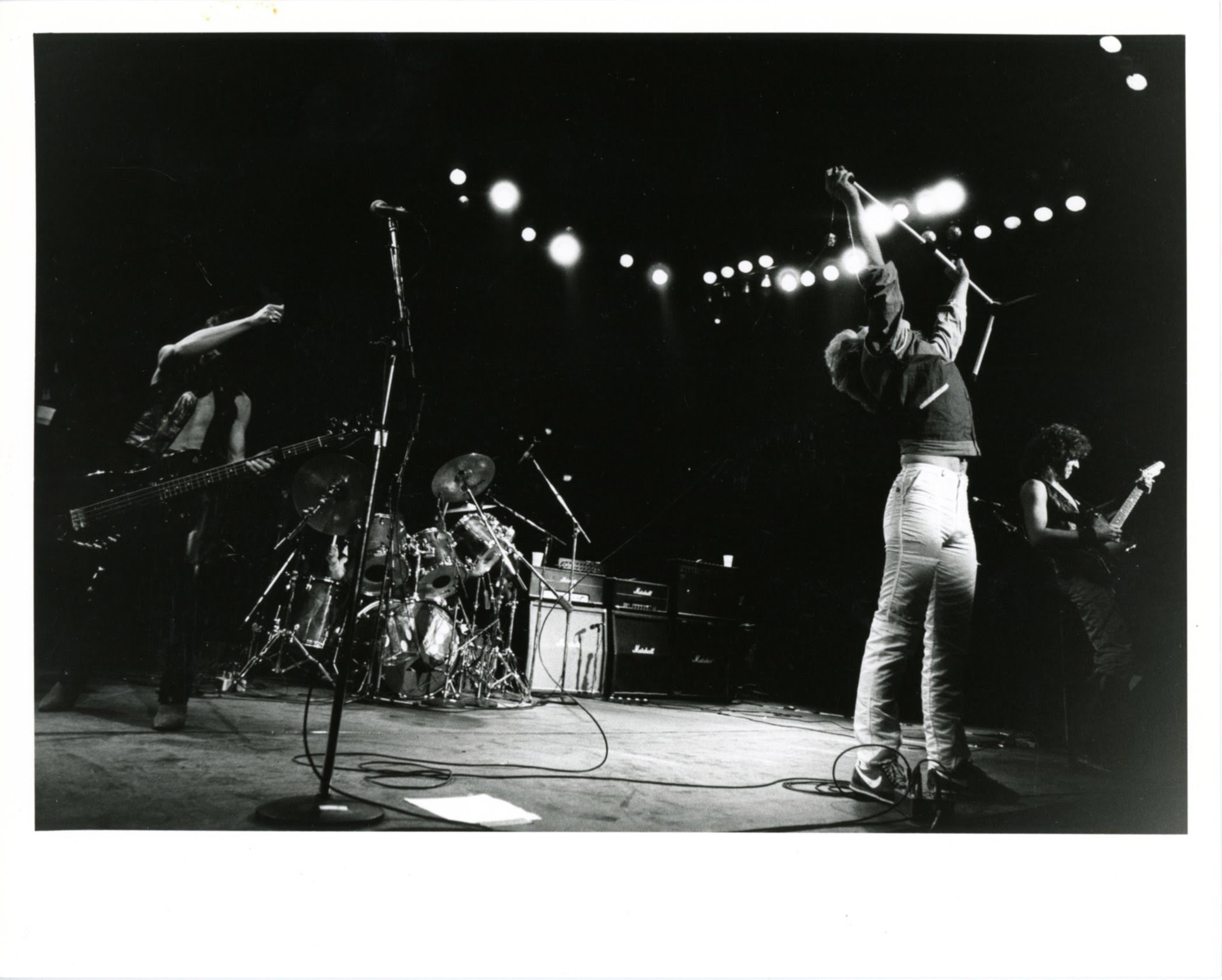 Scattered artefact image