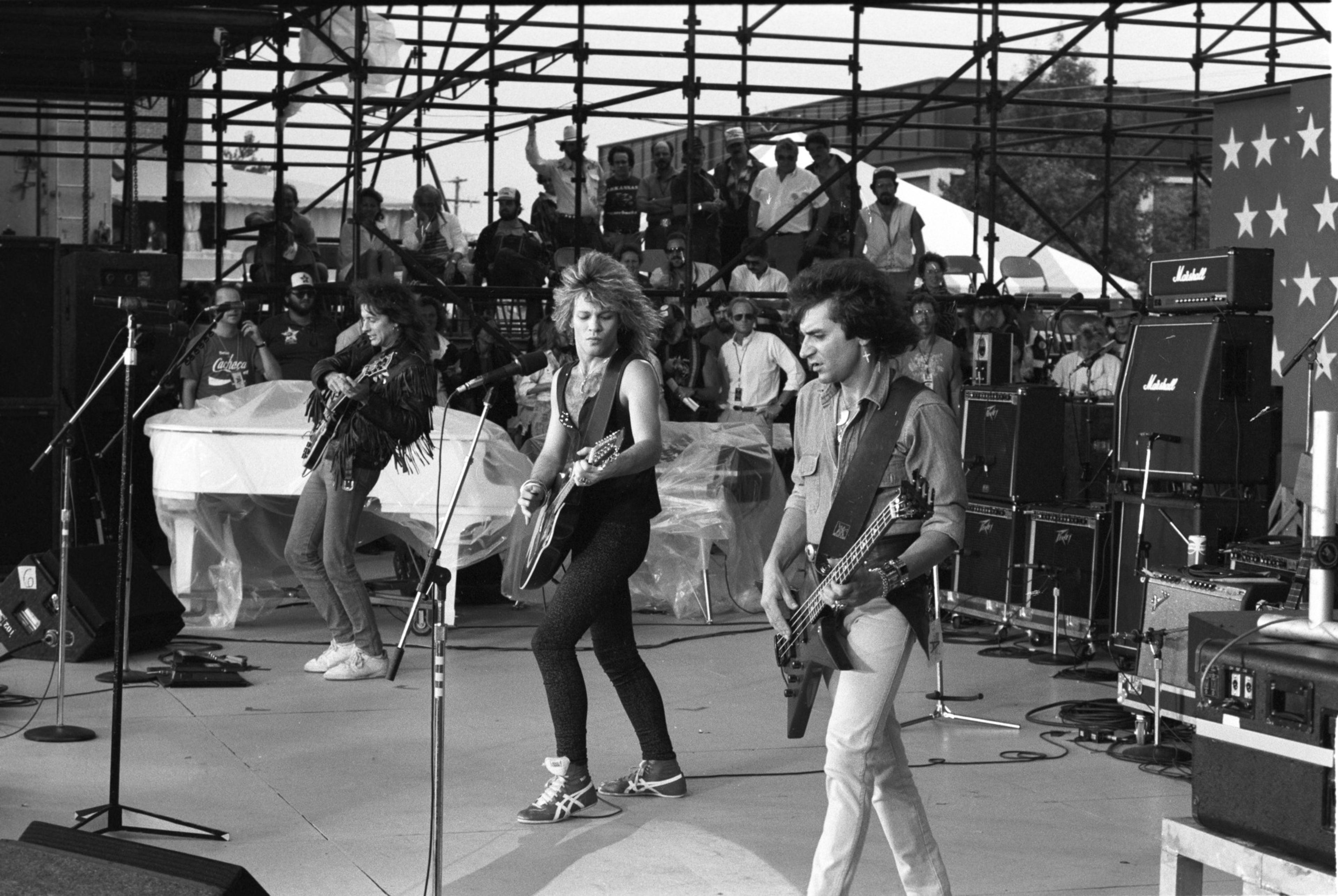 Scattered artefact image