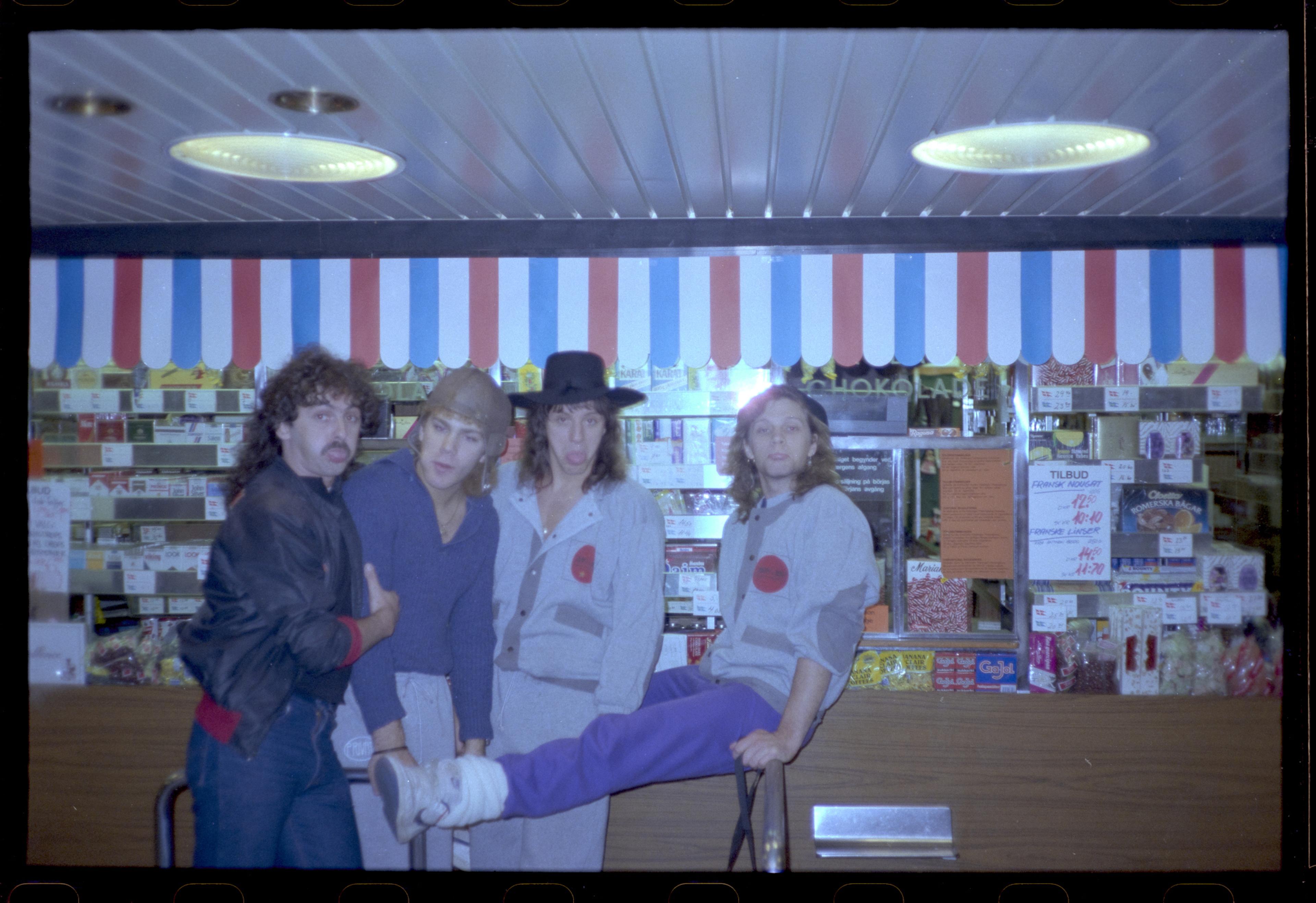 Scattered artefact image