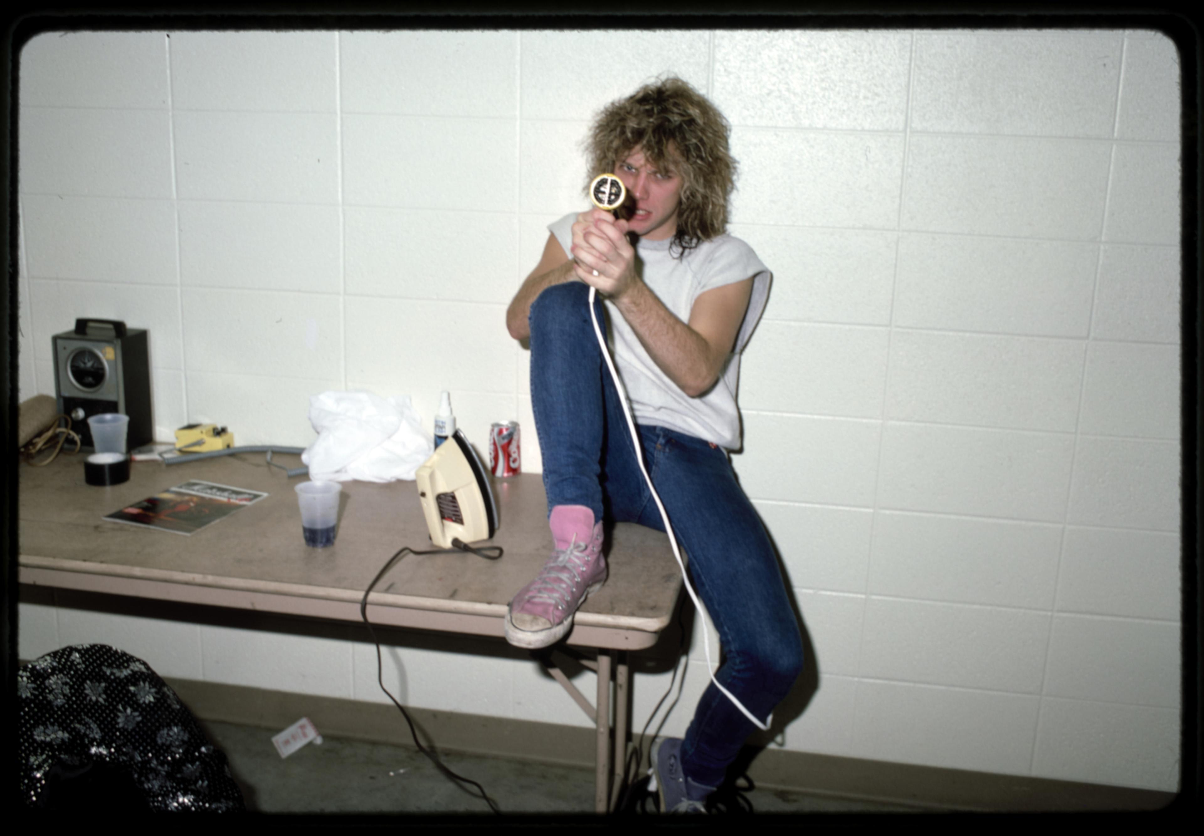 Scattered artefact image