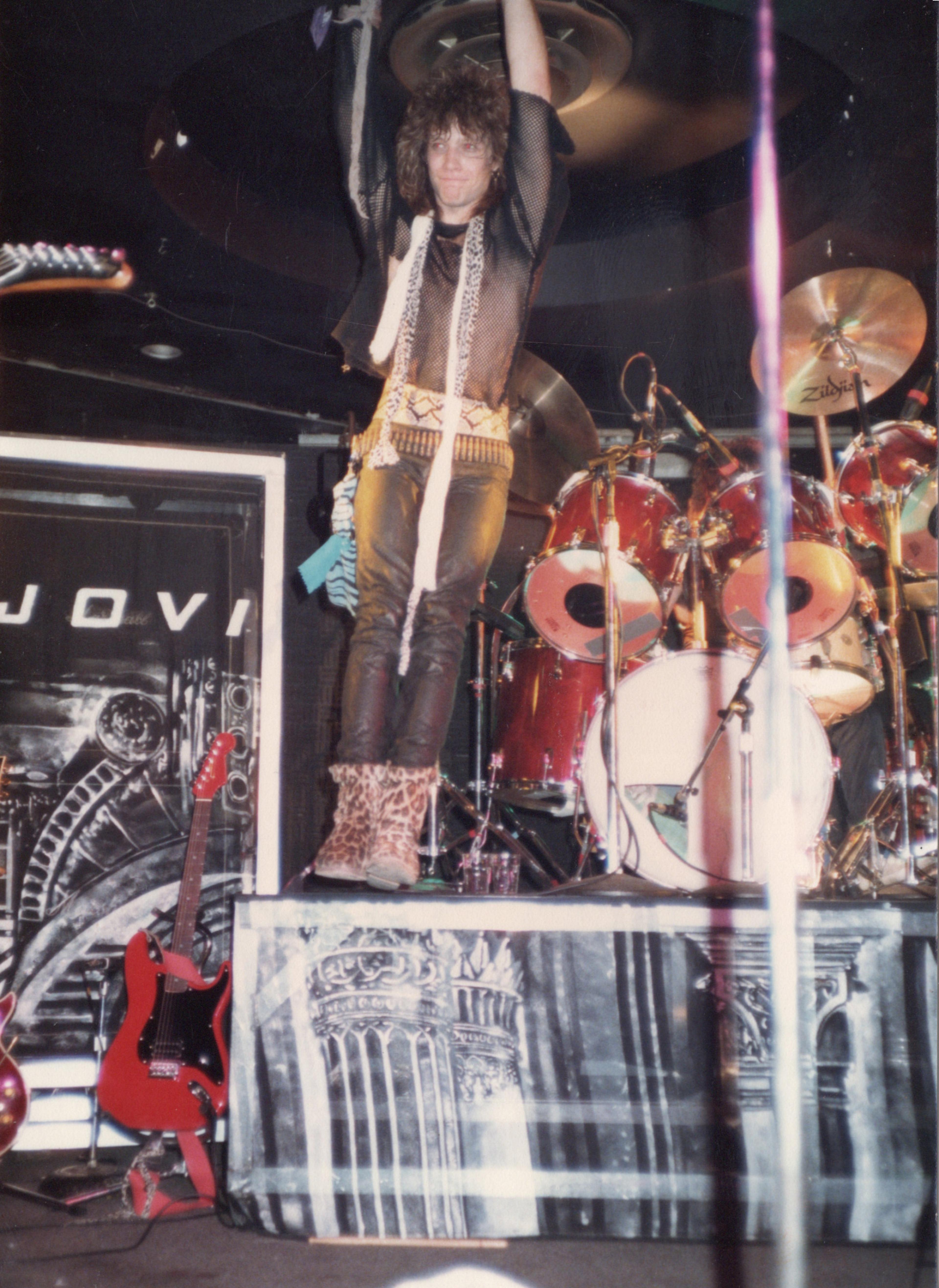 Scattered artefact image