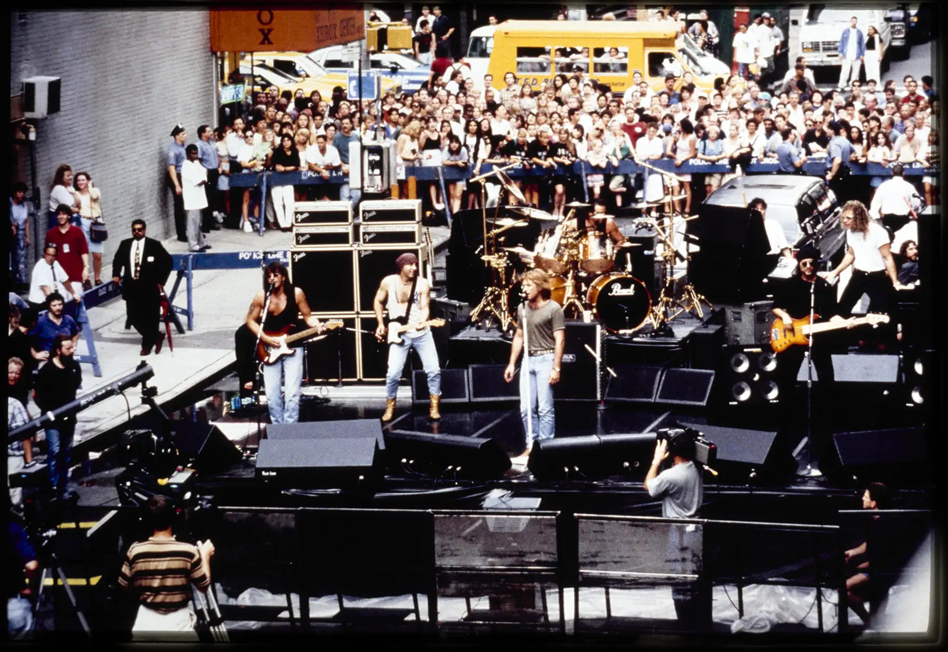 Scattered artefact image