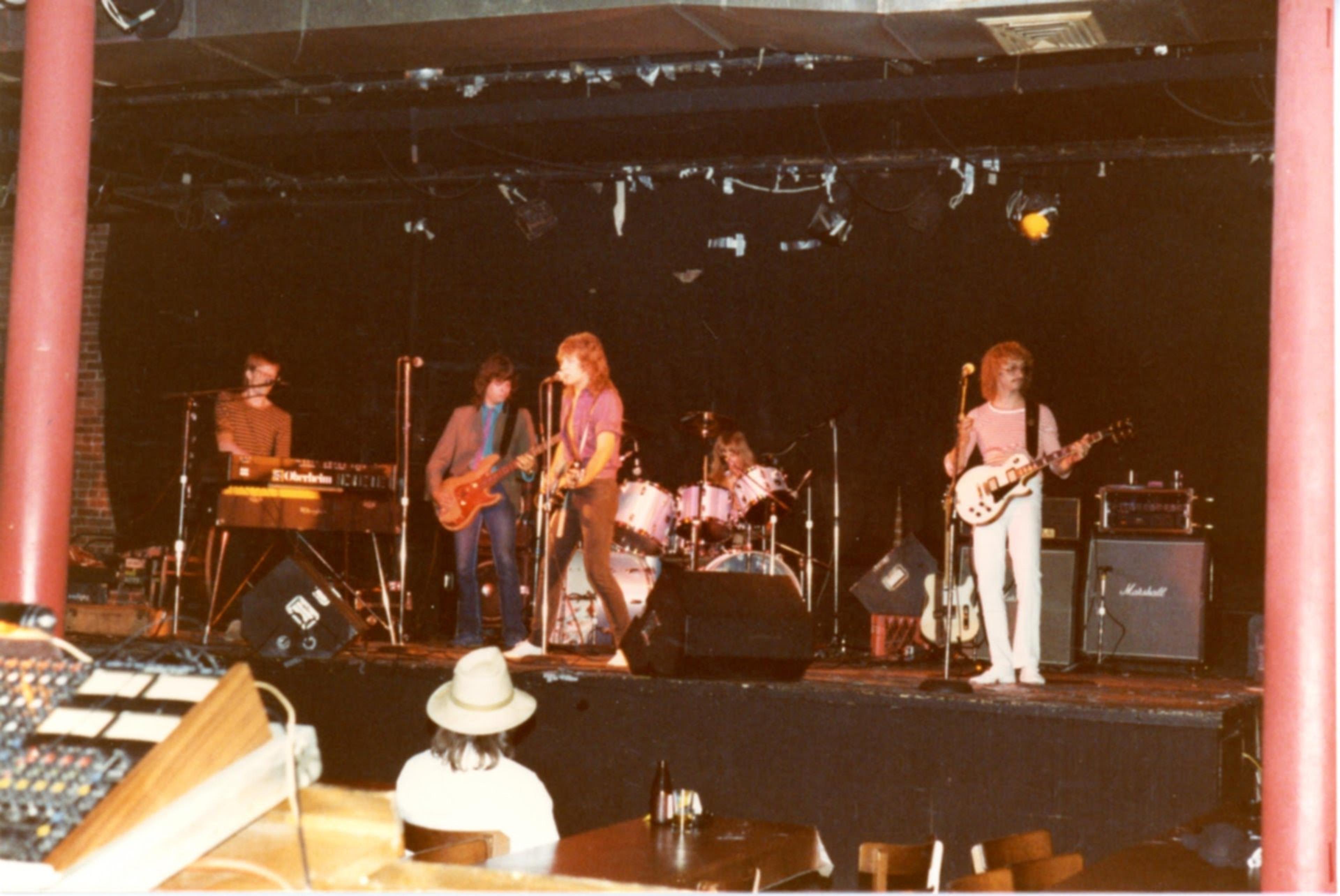 Scattered artefact image