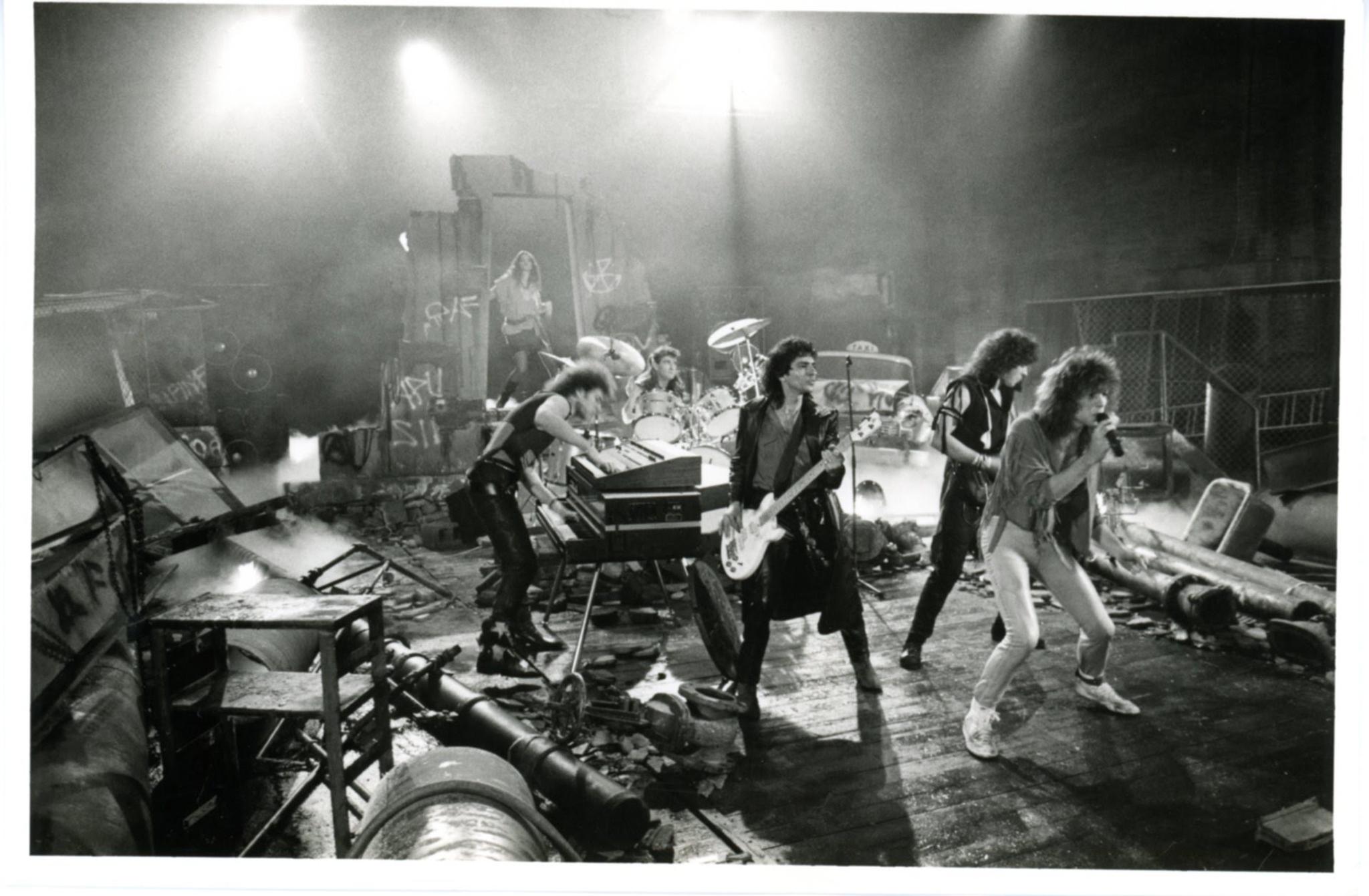 "Runaway" Music Video Backstage with Bon Jovi