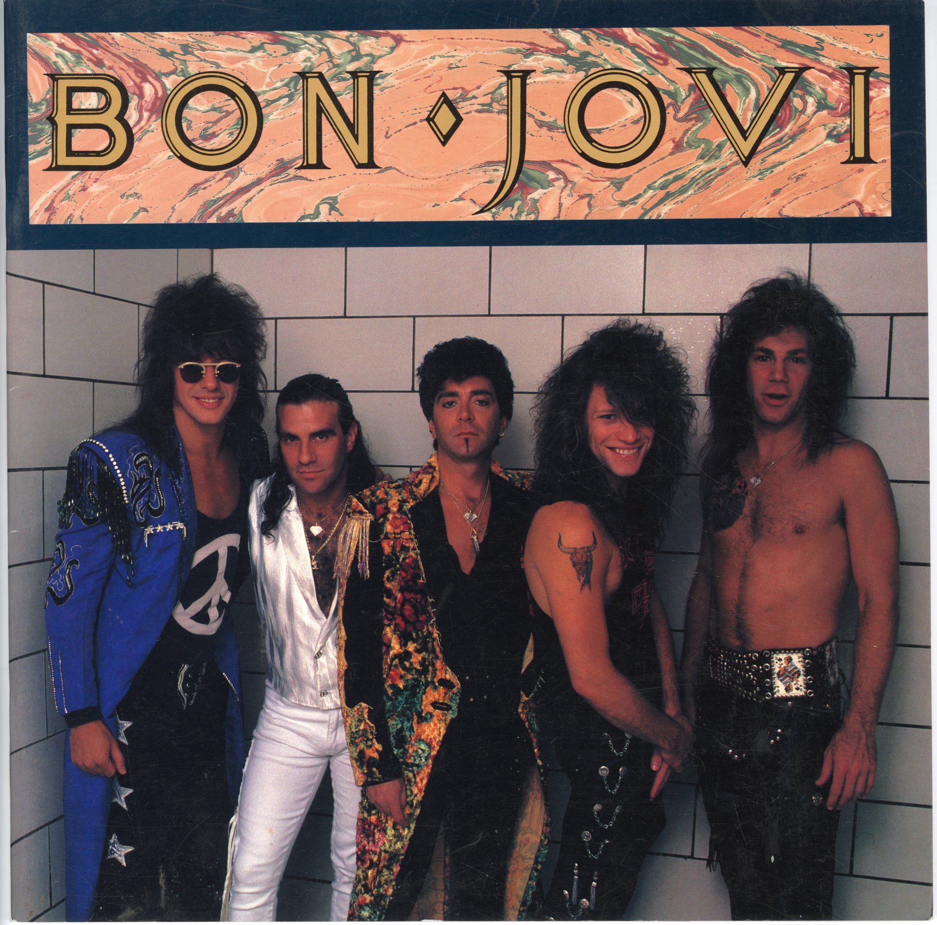 BON JOVI 2013ツアーパンフ Bon-Jovi1.jpg