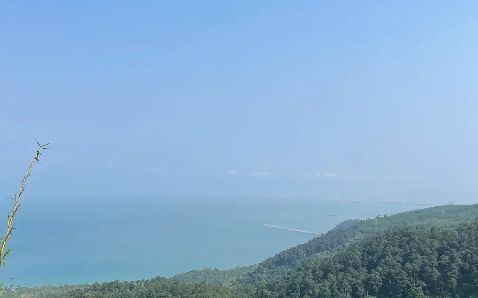 Hai Van Pass and the Views I Have Never Forgotten