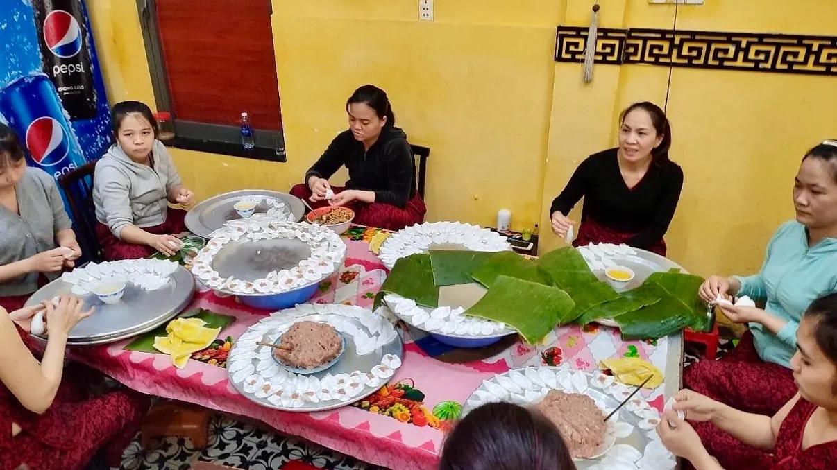 Traditional Hoi An food culture connected with the Ancient Town, countryside and local people