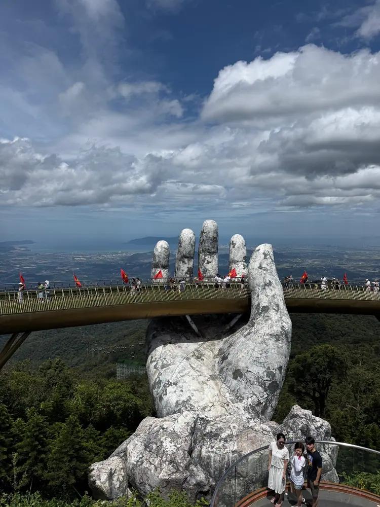 The Golden Bridge curving away below the summit at Ba Na Hills