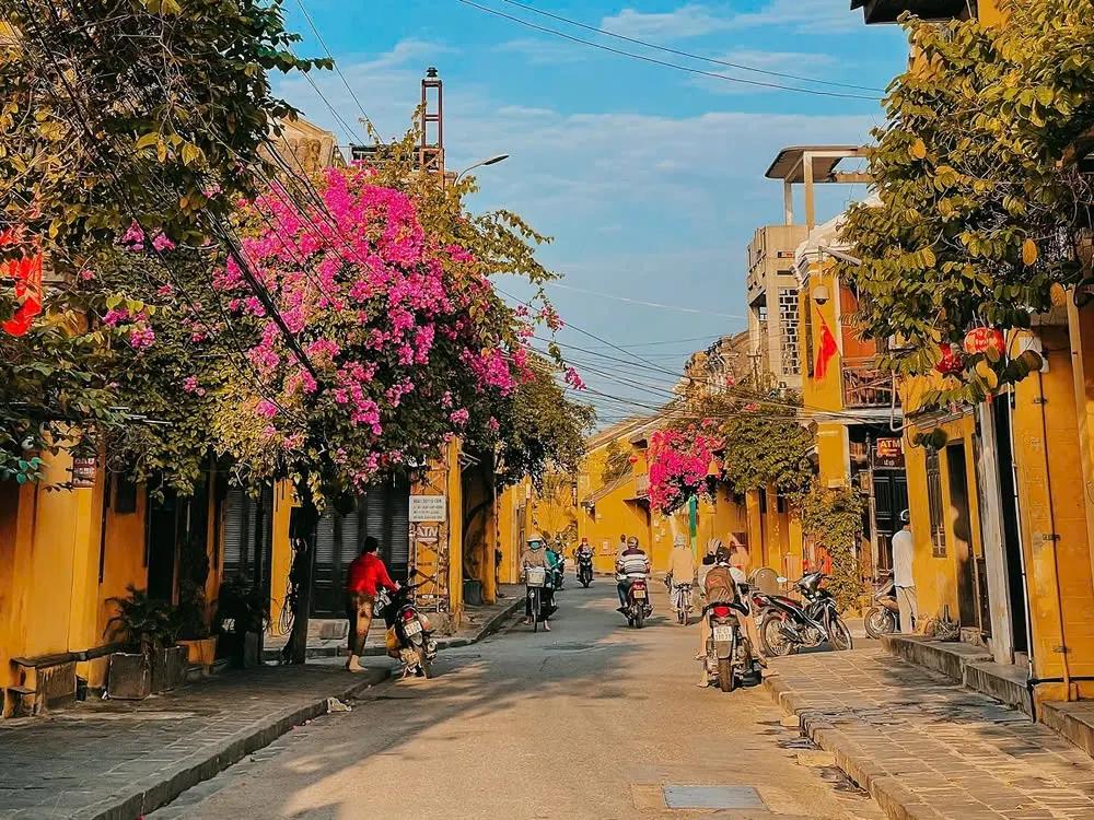 Historic merchant streets illustrating the trading-port heritage of Hoi An