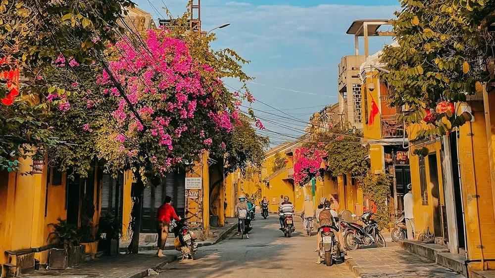 Historic merchant streets illustrating the trading-port heritage of Hoi An