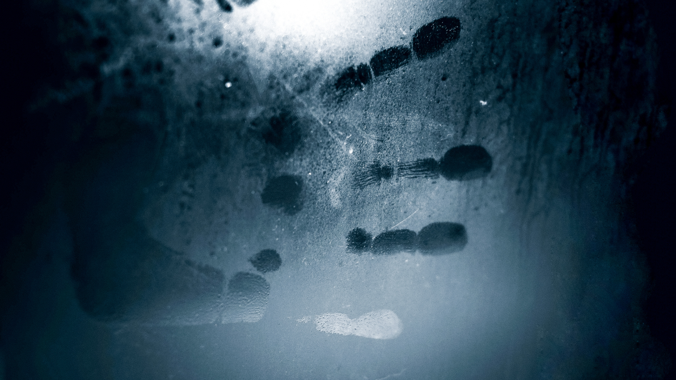My LA Apartment Had a Mirror That Wouldn't Stop Fogging… Even When the Shower Was Off