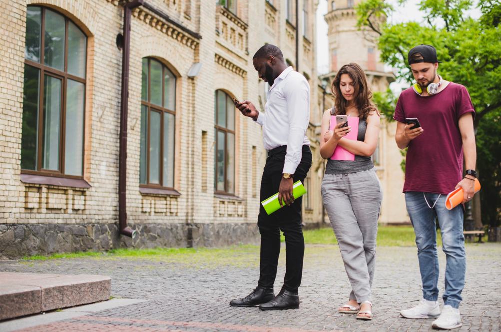 Student Housing Software: Rent by the Bed, Guarantors, Repairs & Portals (2026 Guide)