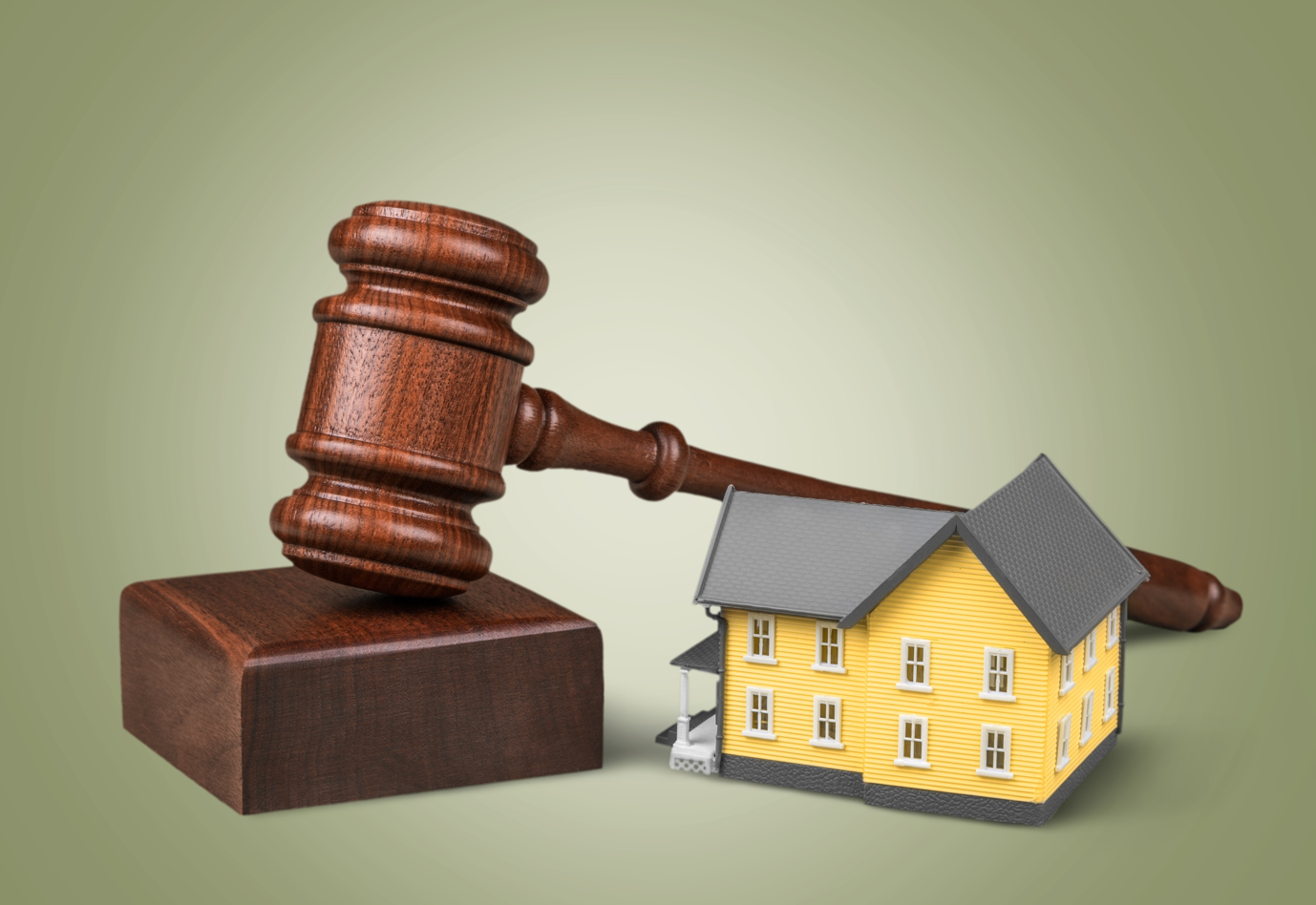 What a Landlord Cannot Do in California: Legal Limits