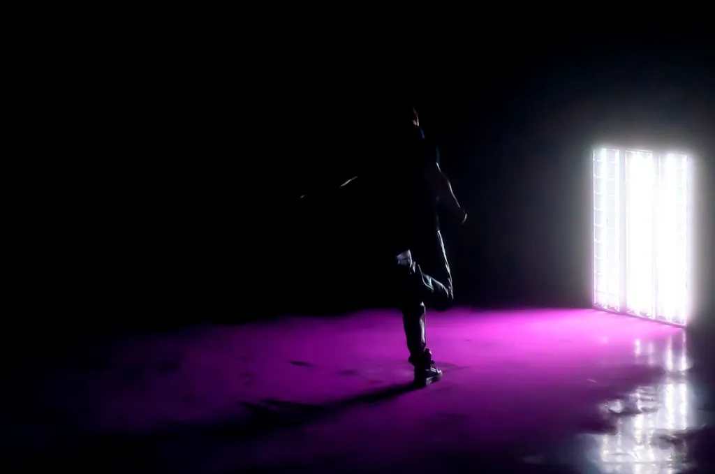 Open my chest and place our tomorrows inside