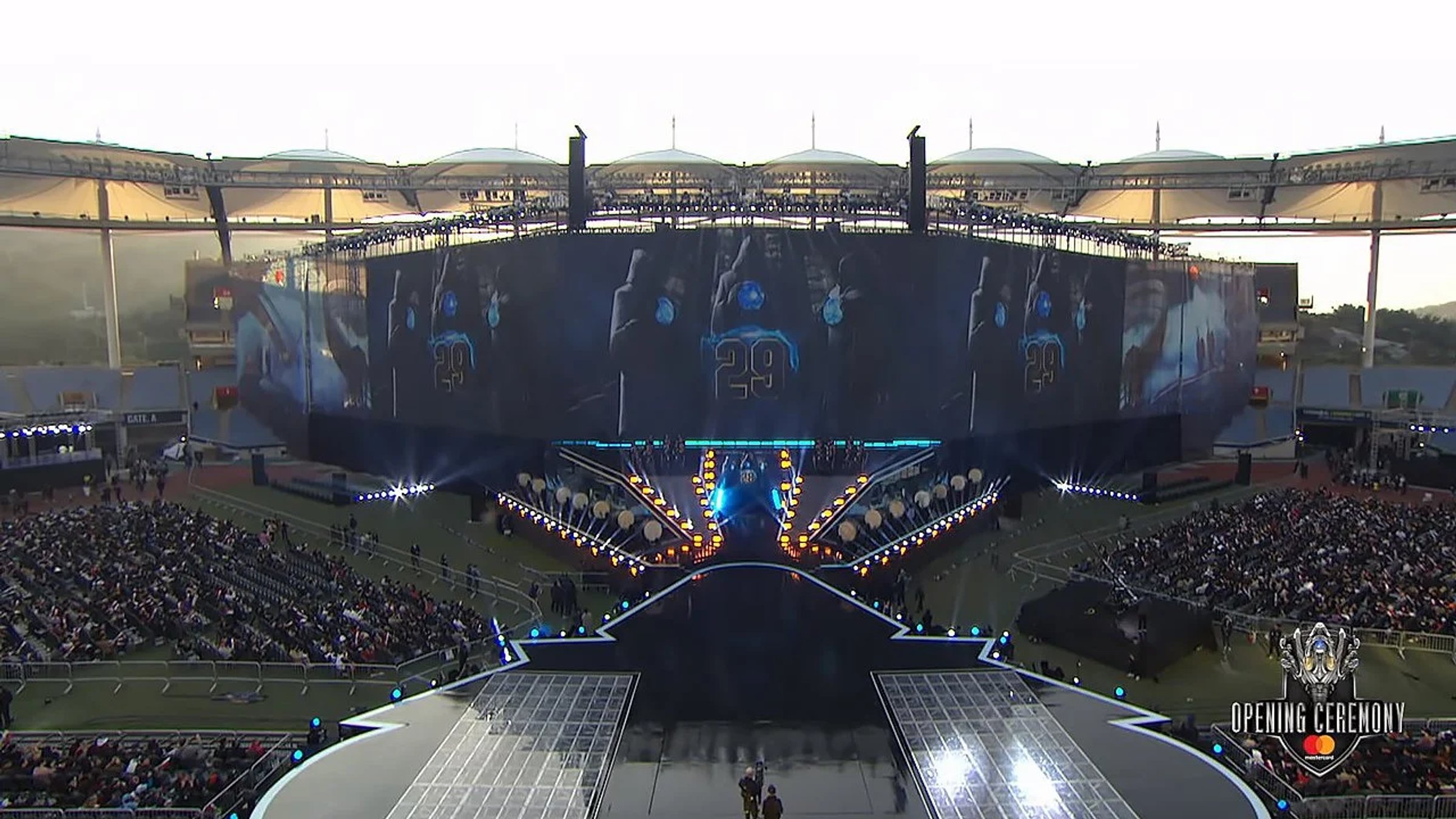 League of Legends - Finals 2018, image 3
