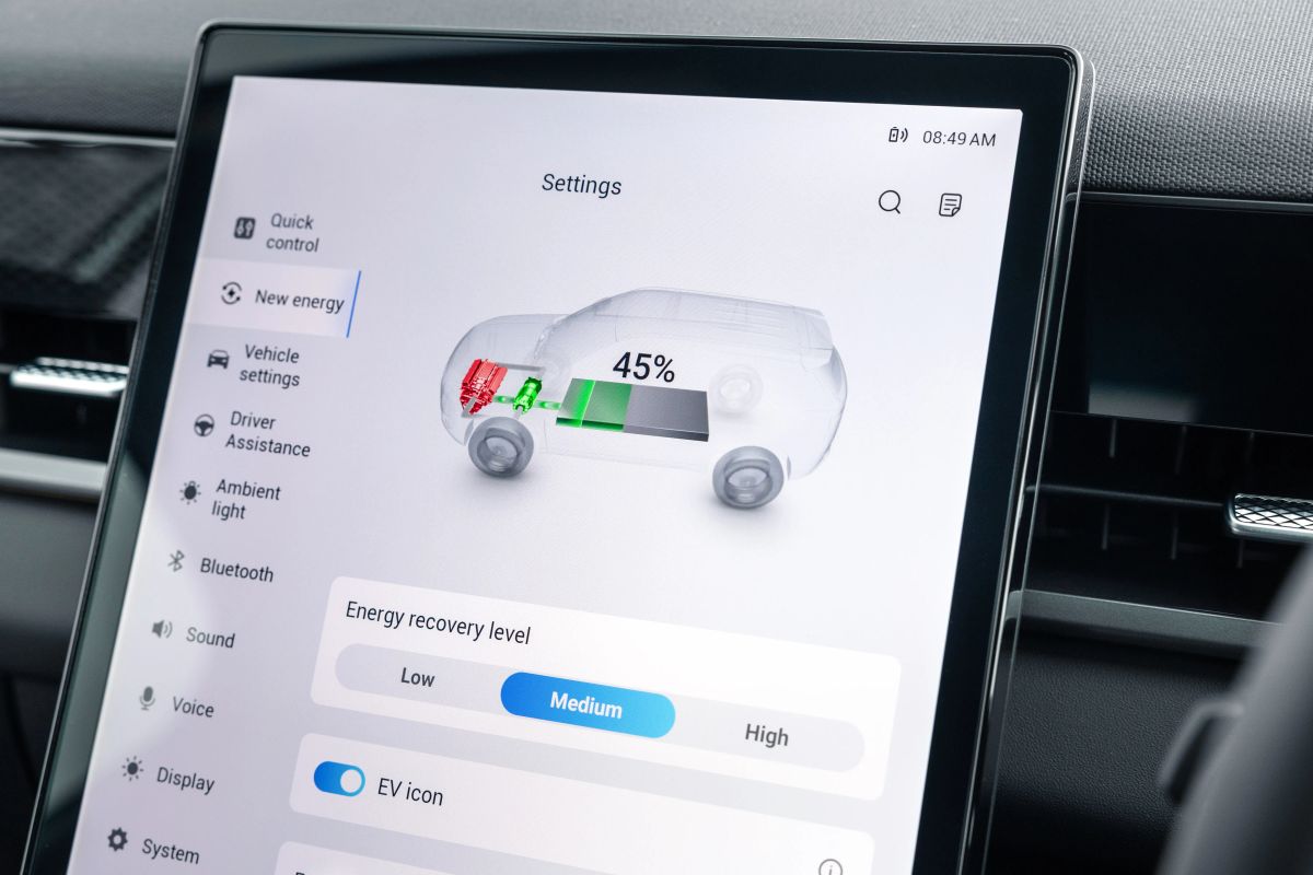 JAECOO touchscreen showing energy recovery settings