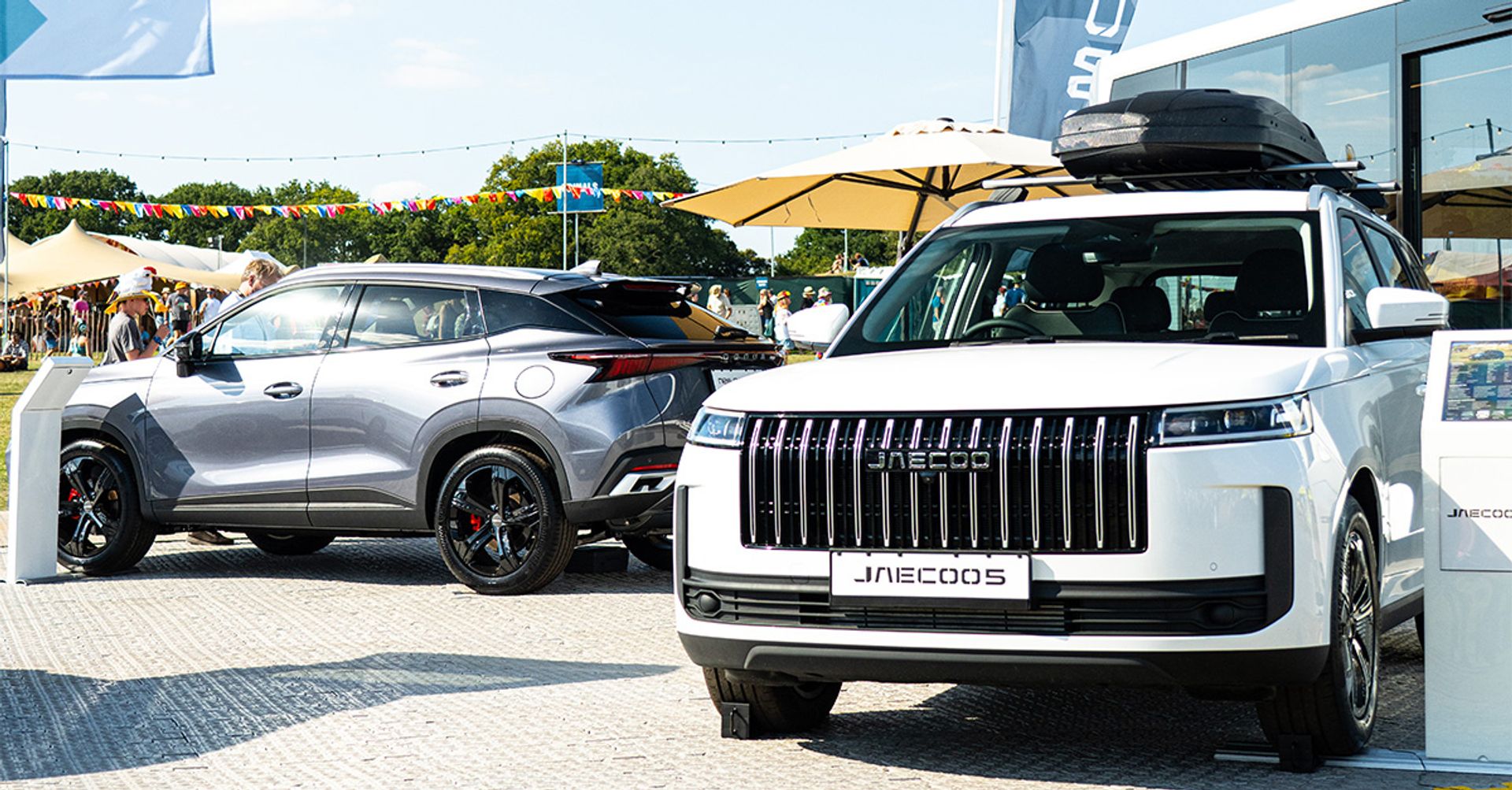 The JAECOO 5 and OMODA 5 side by side at CarFest