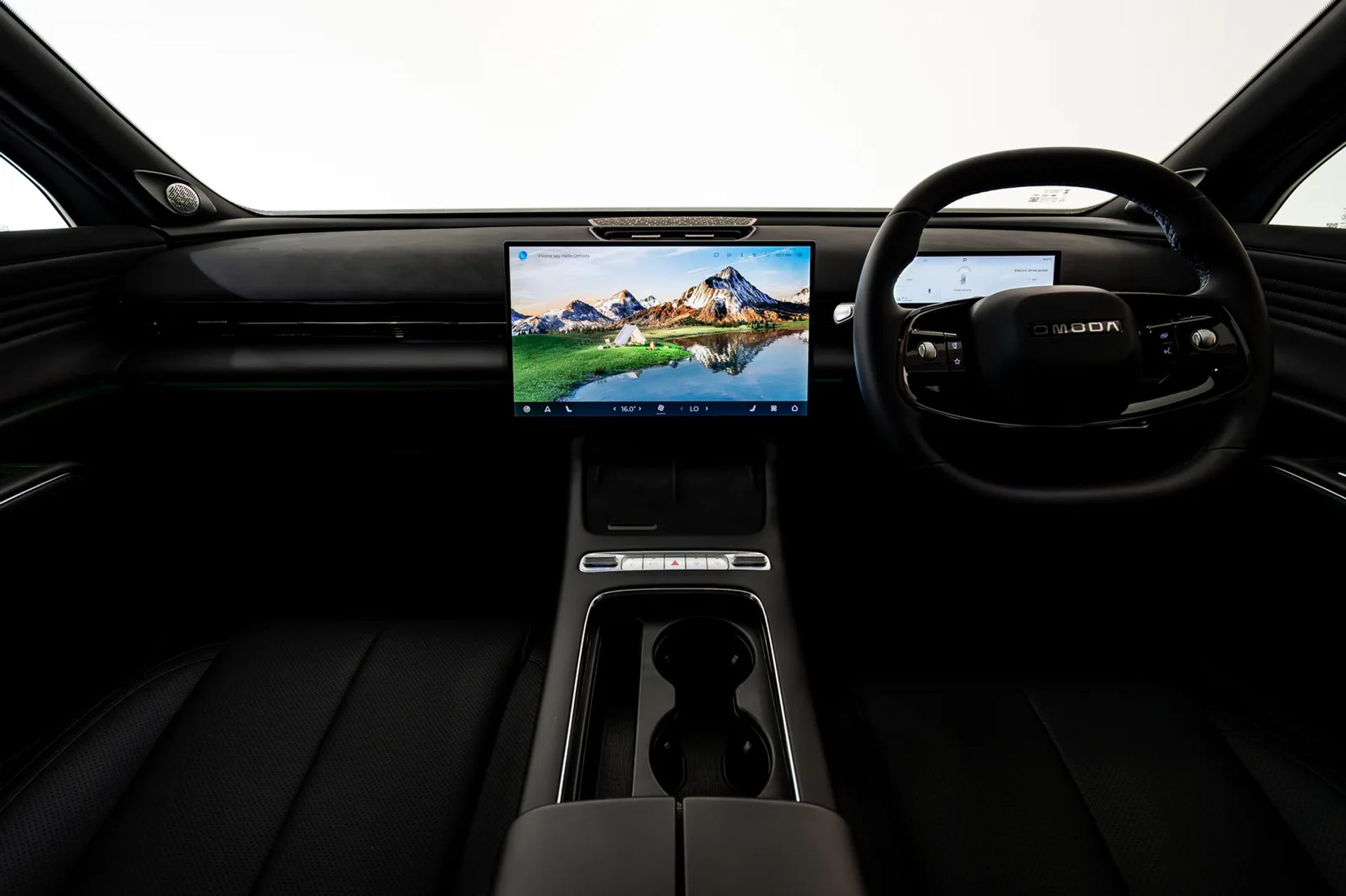 OMODA 7 interior dashboard